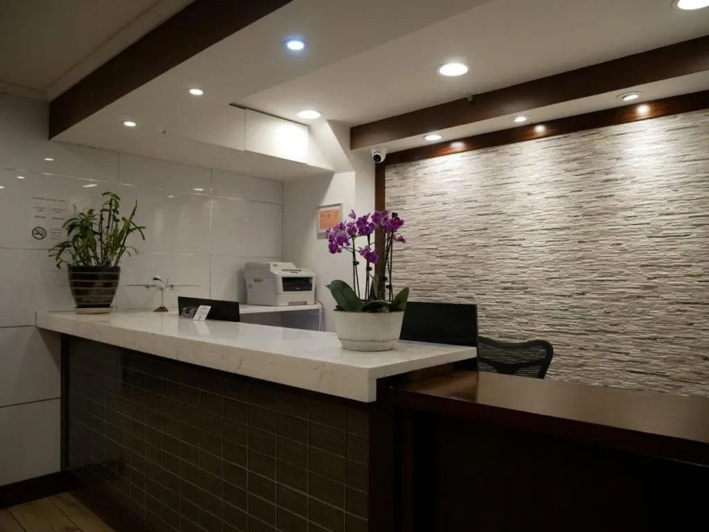 Lobby or reception in Flushing Central Hotel 88
