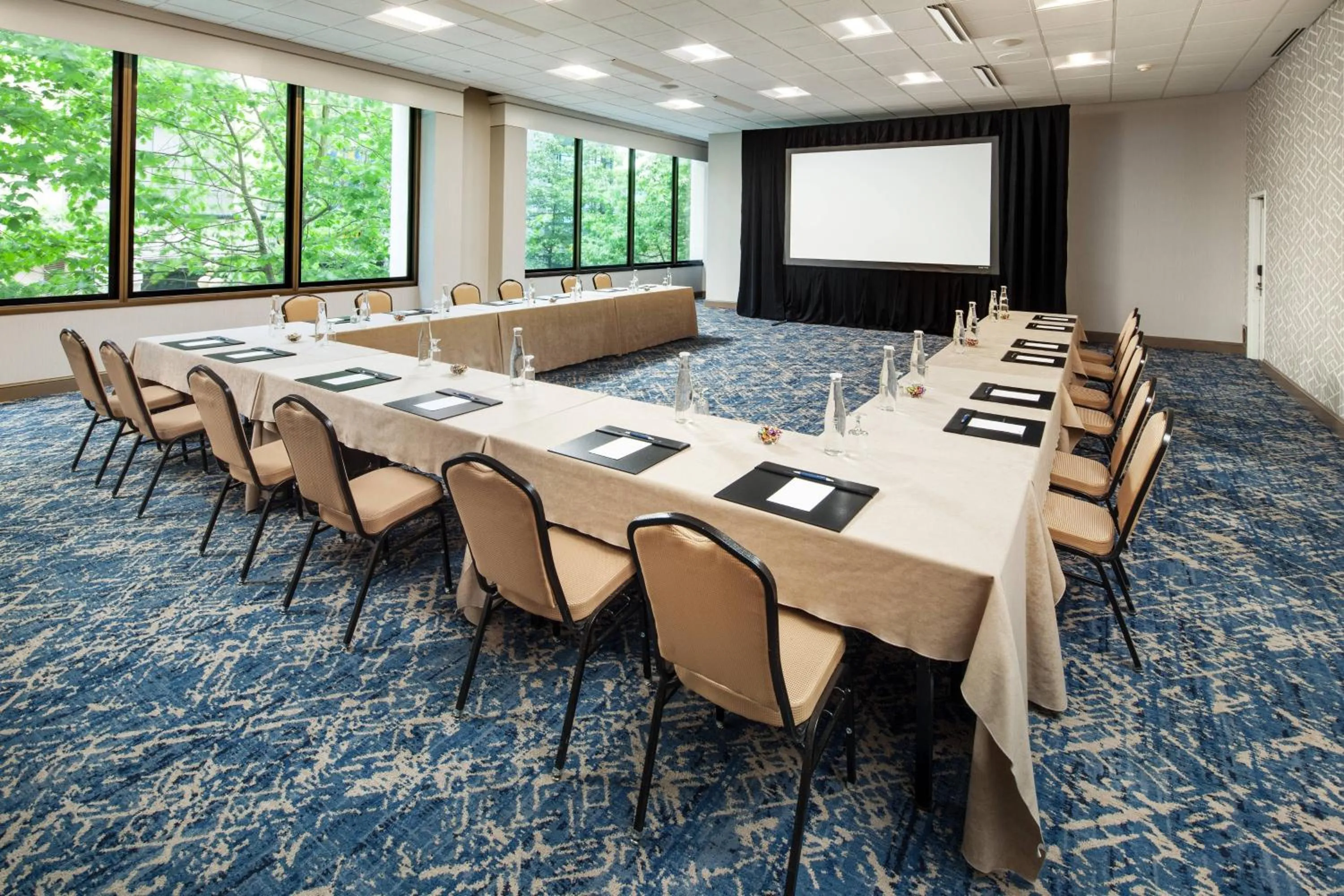 Meeting/conference room in Sheraton Grand Seattle