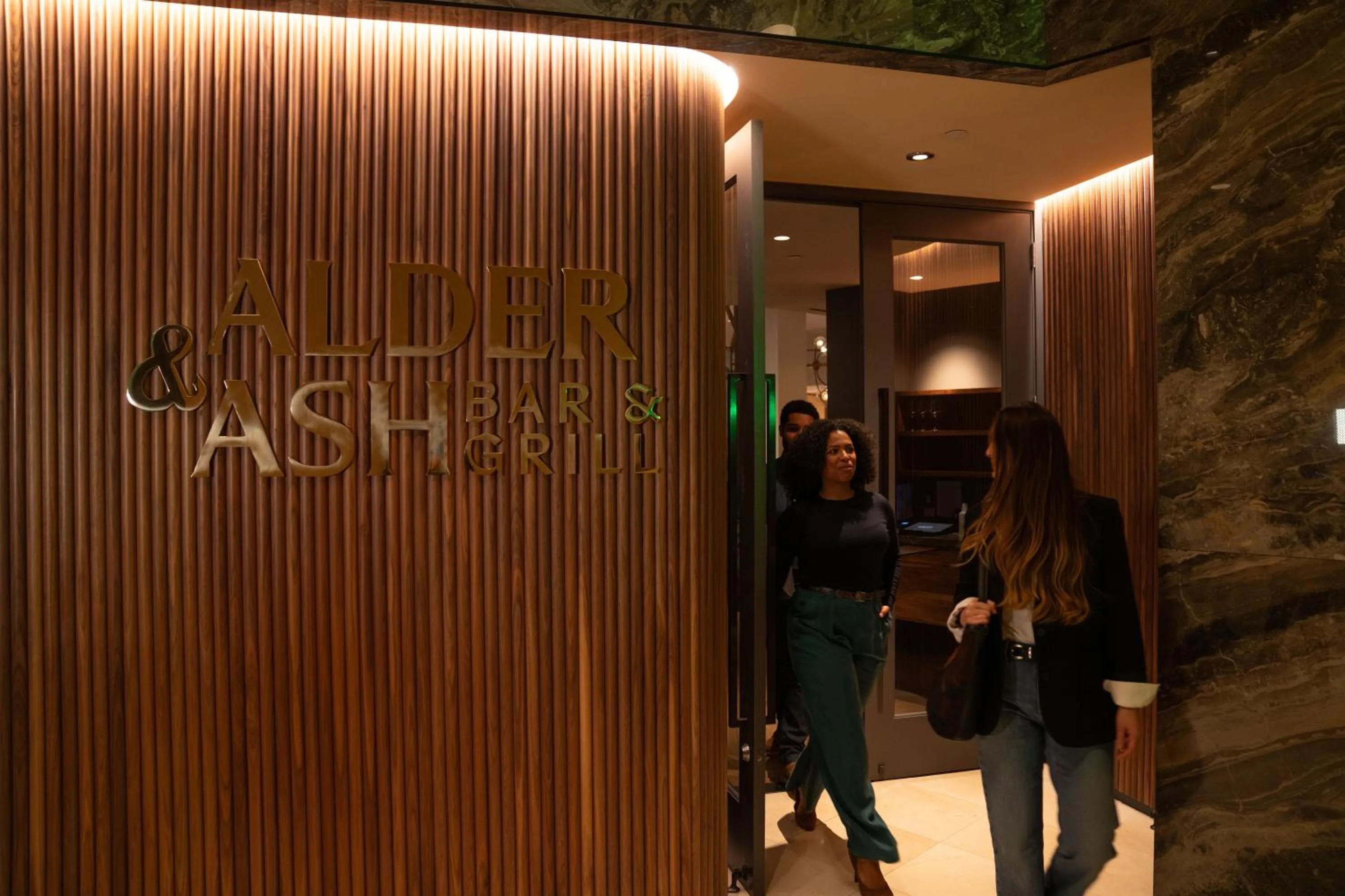 Restaurant/places to eat in Sheraton Grand Seattle