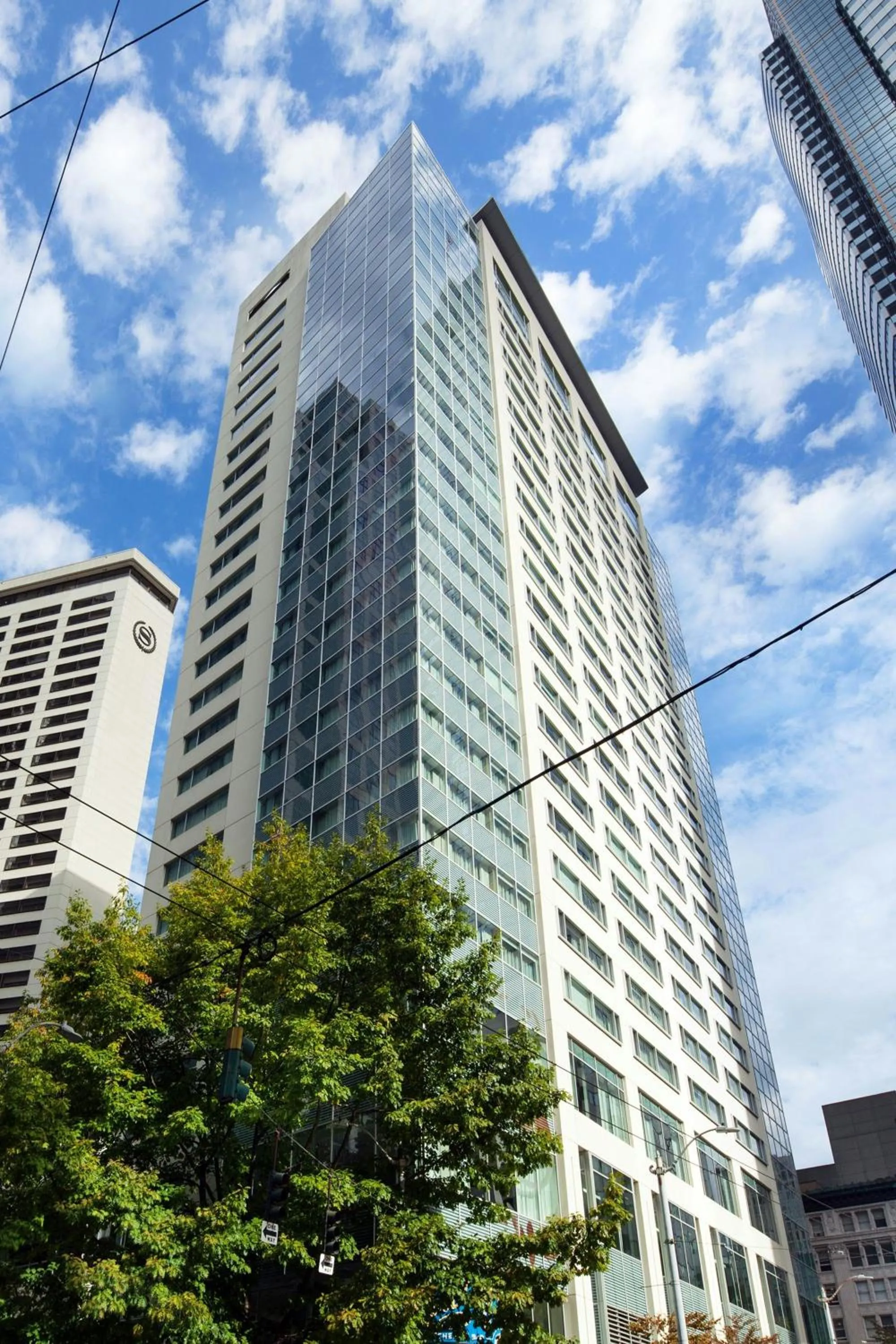Property building in Sheraton Grand Seattle