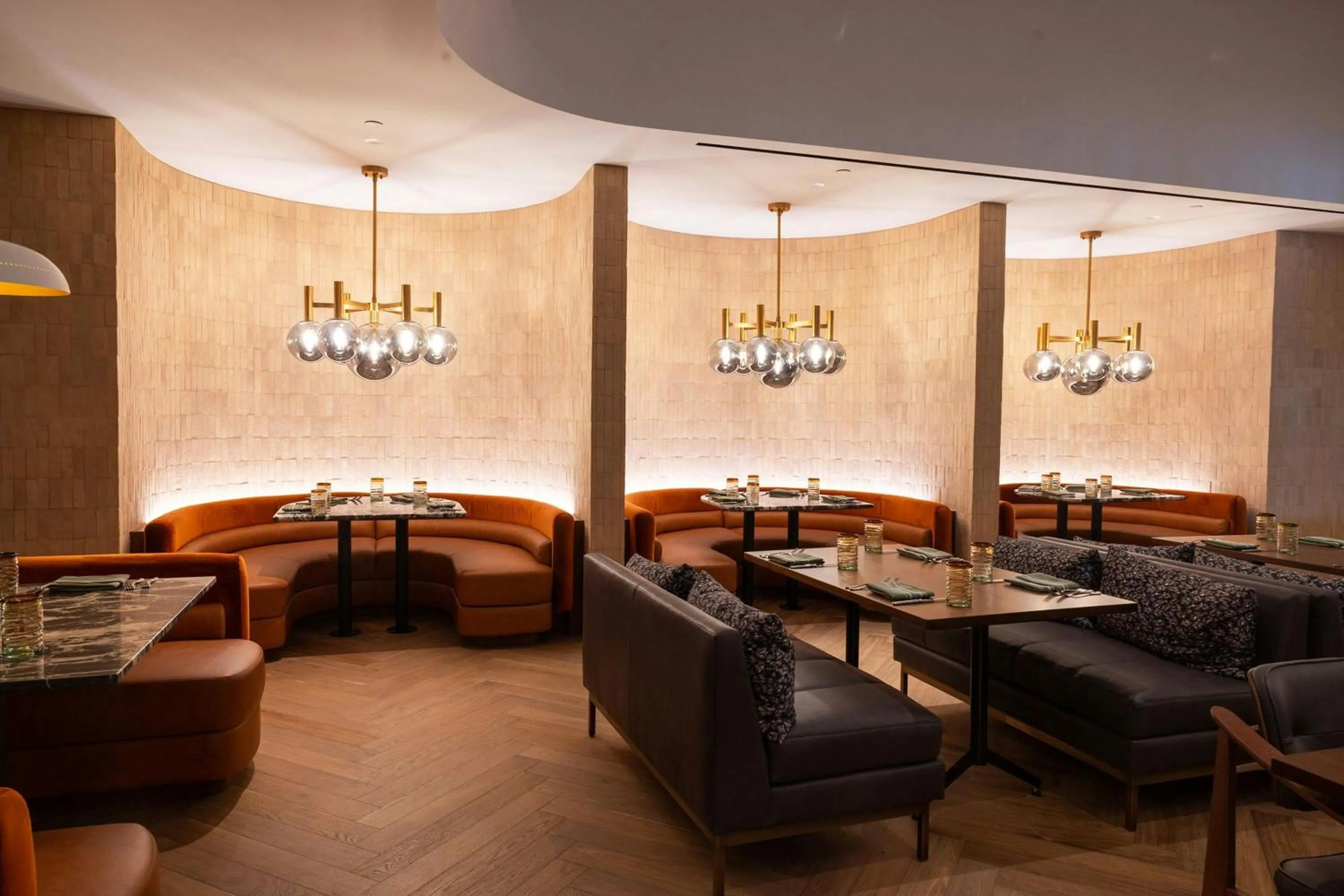 Restaurant/places to eat in Sheraton Grand Seattle