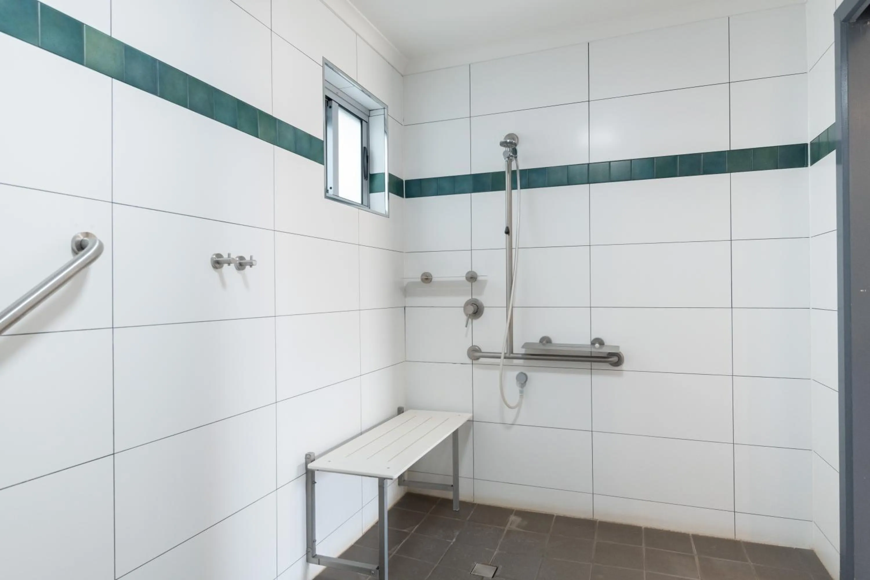 acessibility in Safari Lodge Motel