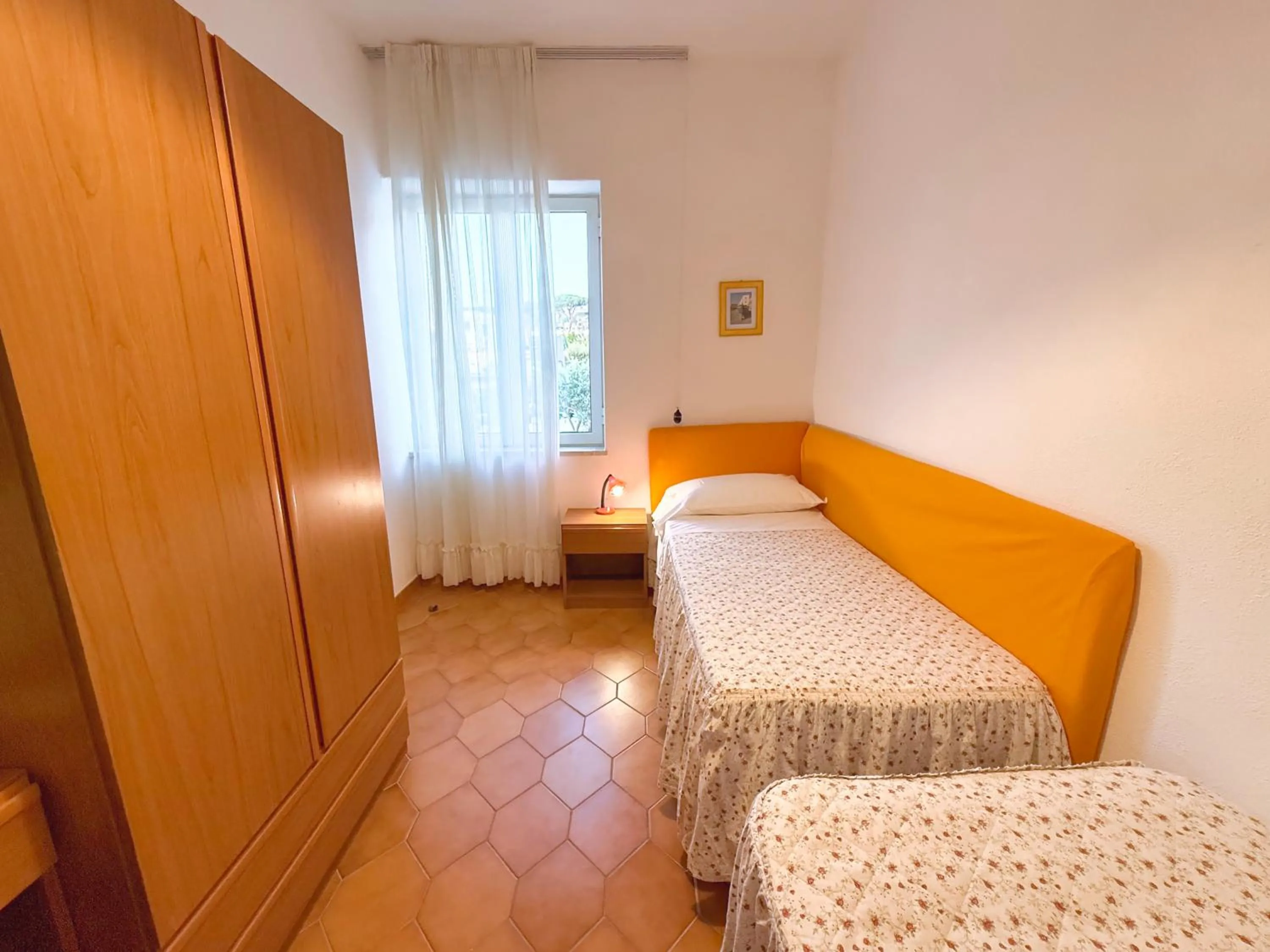 Bedroom, Bed in Pensione Villa Mena