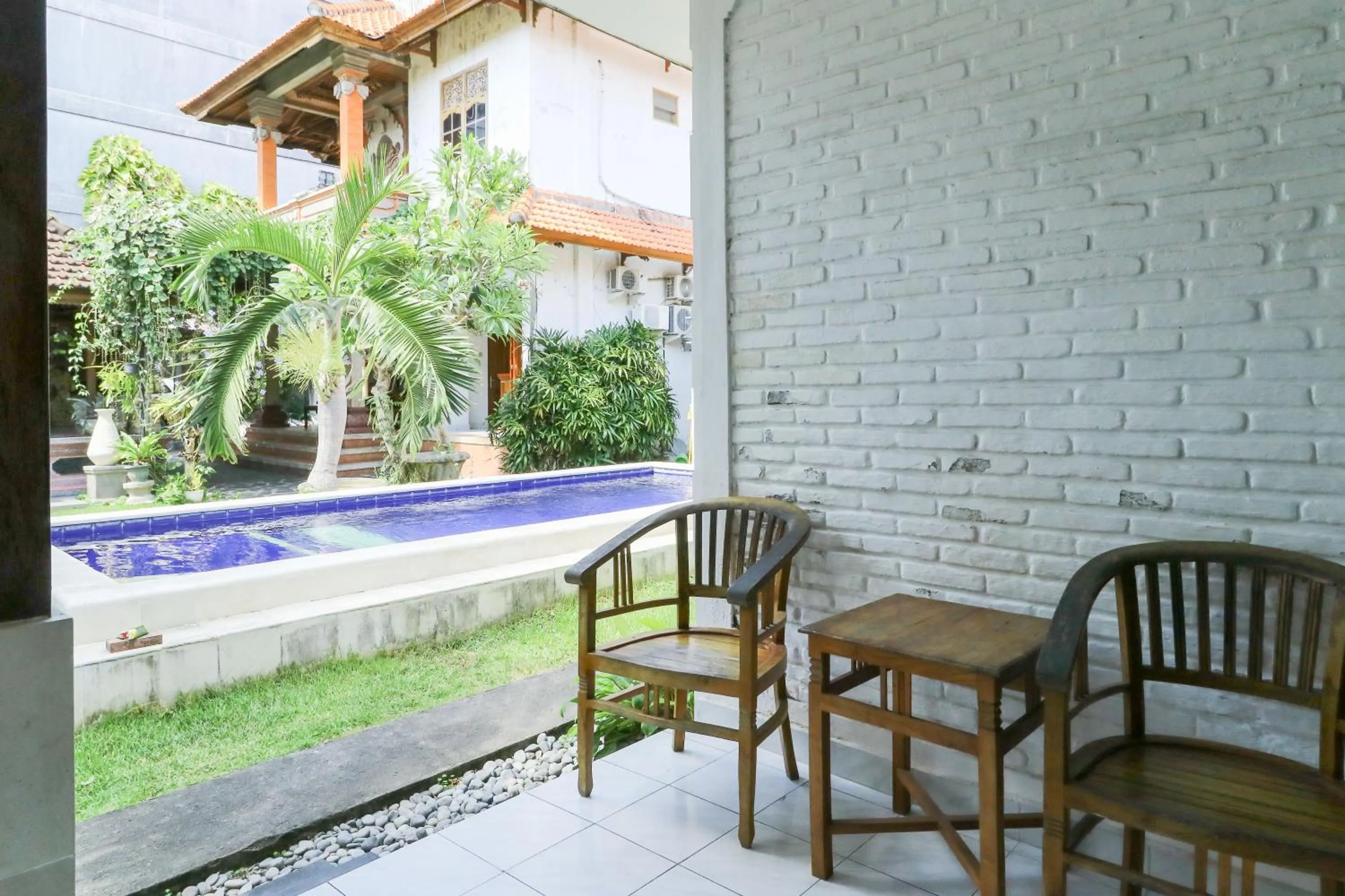 Patio in The Legian Mas Beach Inn
