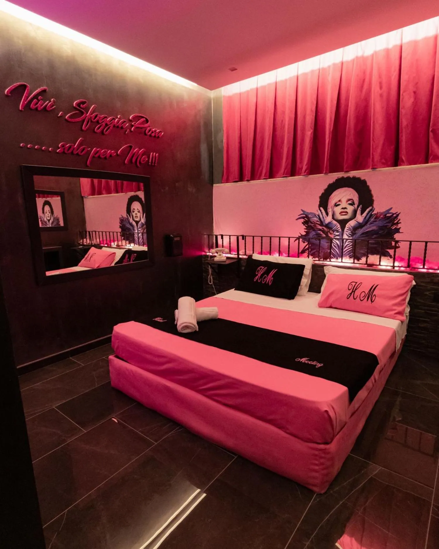 Bed in Meeting Hotel