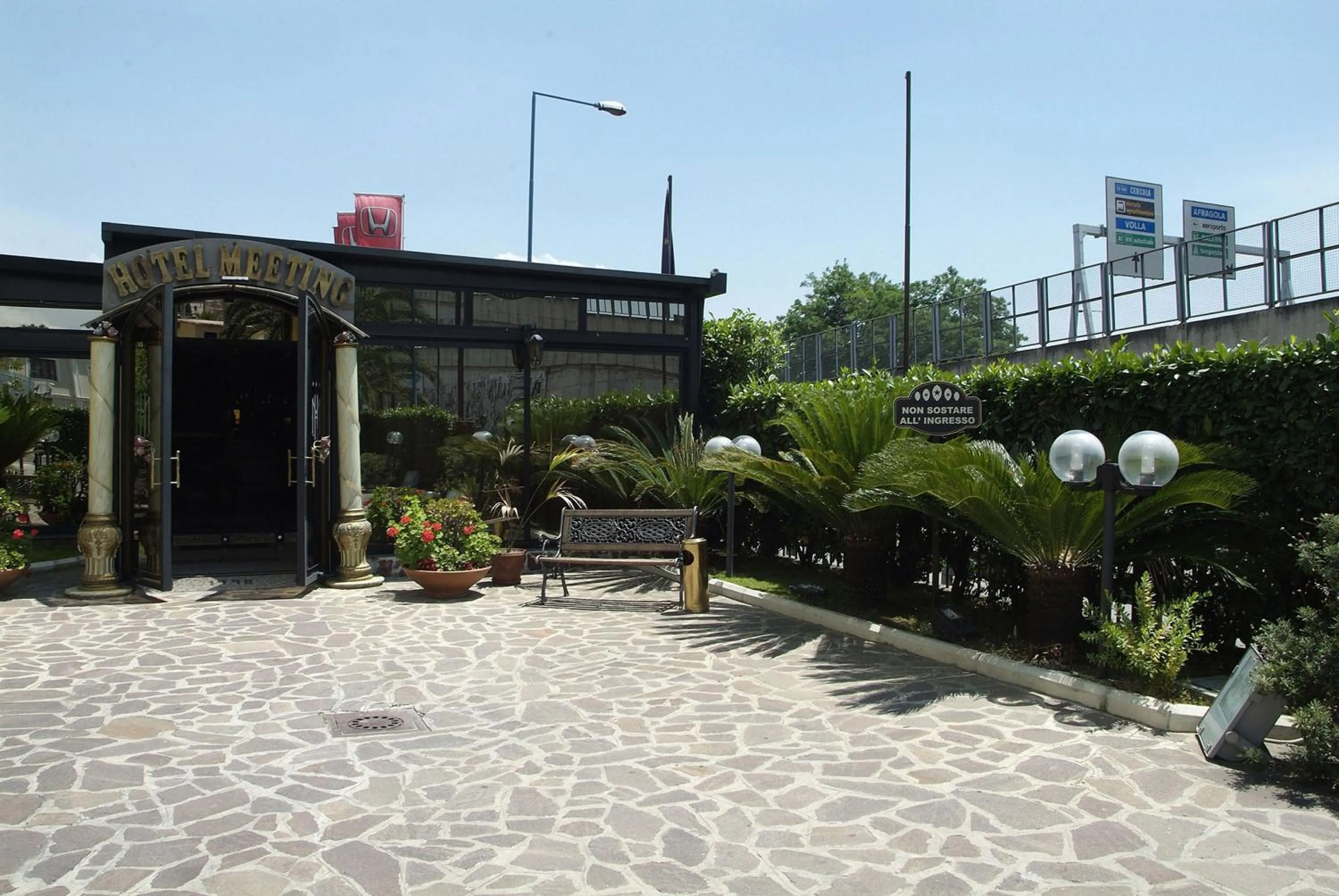 Mountain view in Meeting Hotel