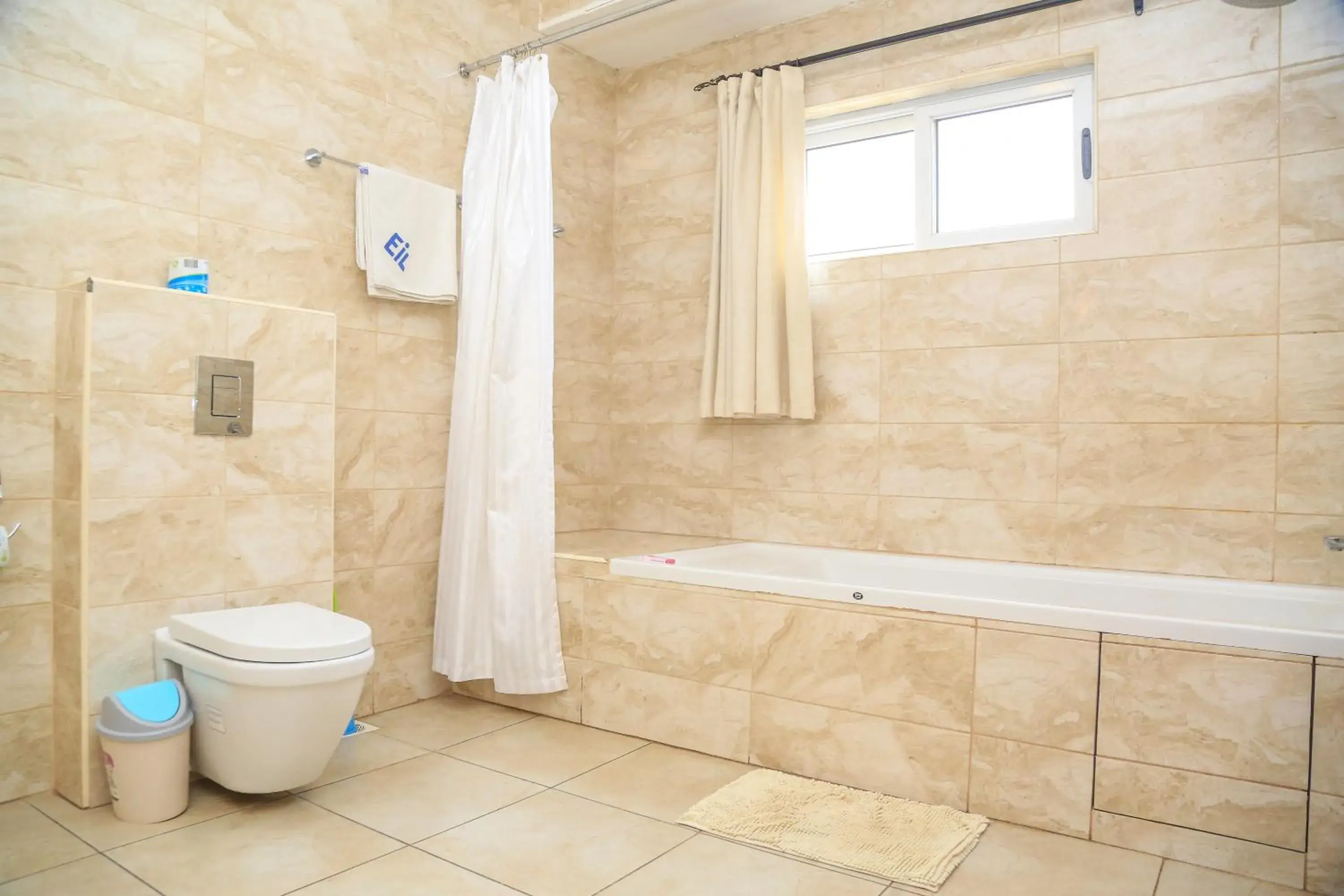 One-Bedroom Apartment in Executive Suites One-Bedroom Apartment in Executive Suites