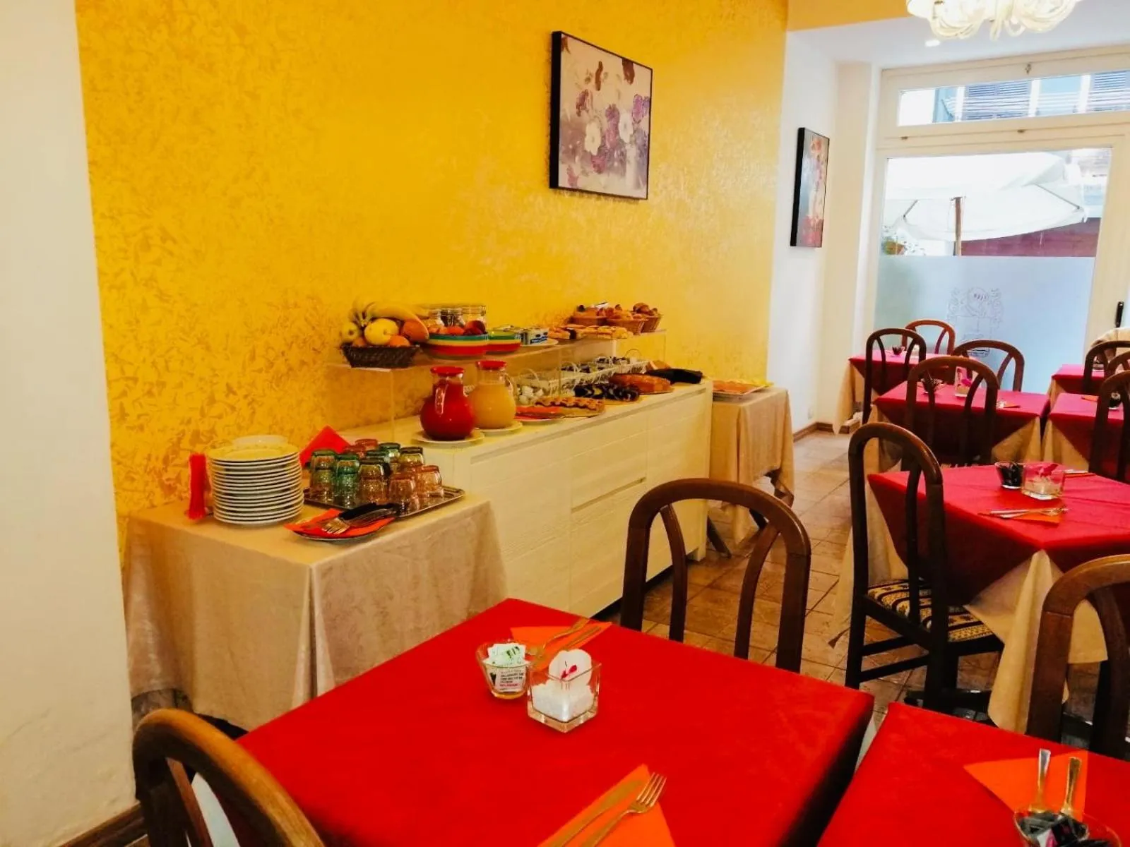 Breakfast, Restaurant/Places to Eat in Hotel Dedoni