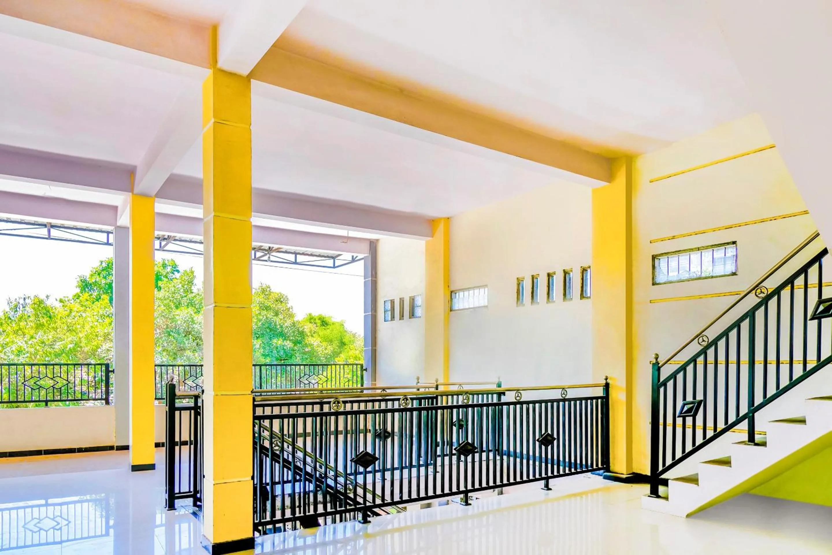 Lobby or reception in Hotel O Family Residence Syariah