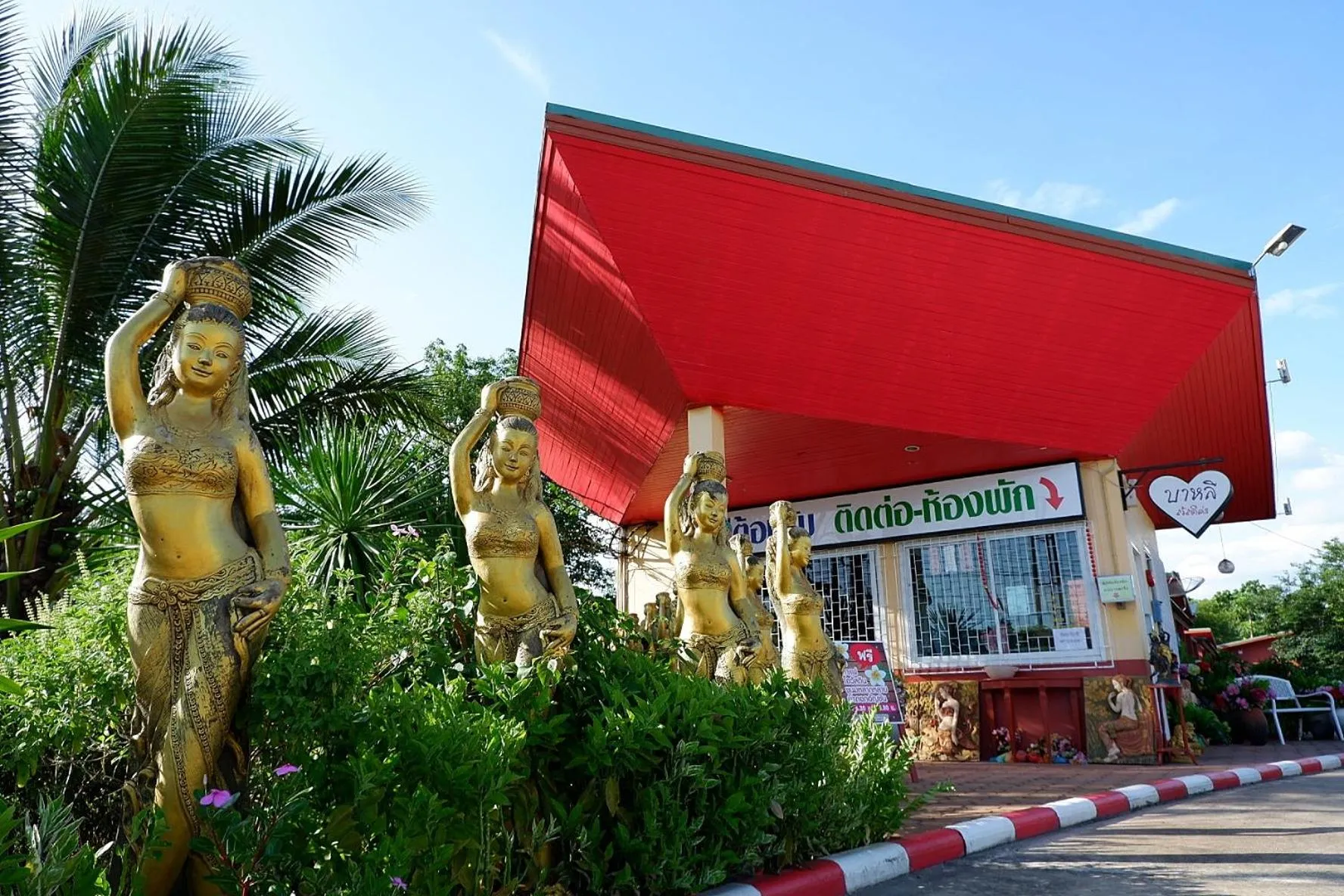 Lobby or reception in Bali Boutique Hotel Suratthani