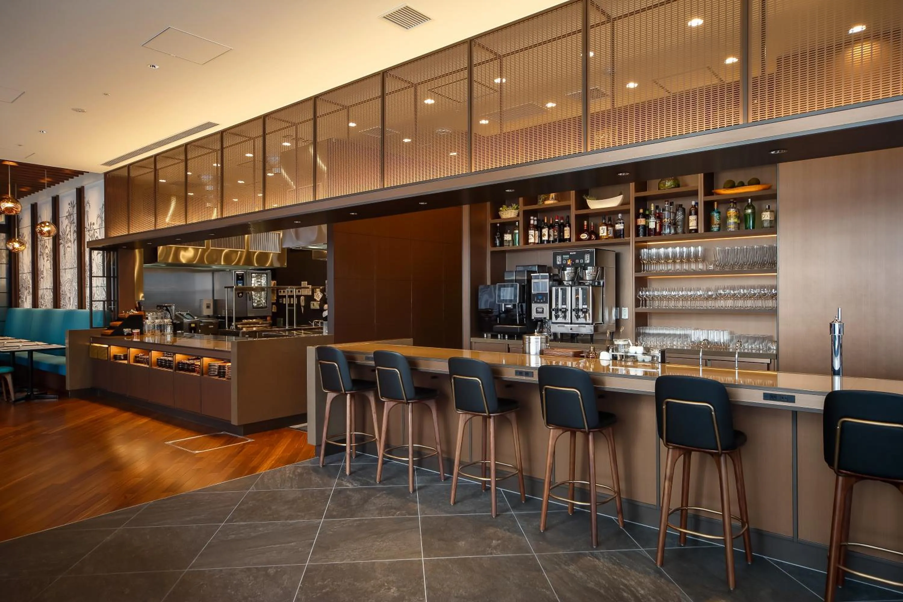 Restaurant/places to eat in Miyako City Osaka Hommachi