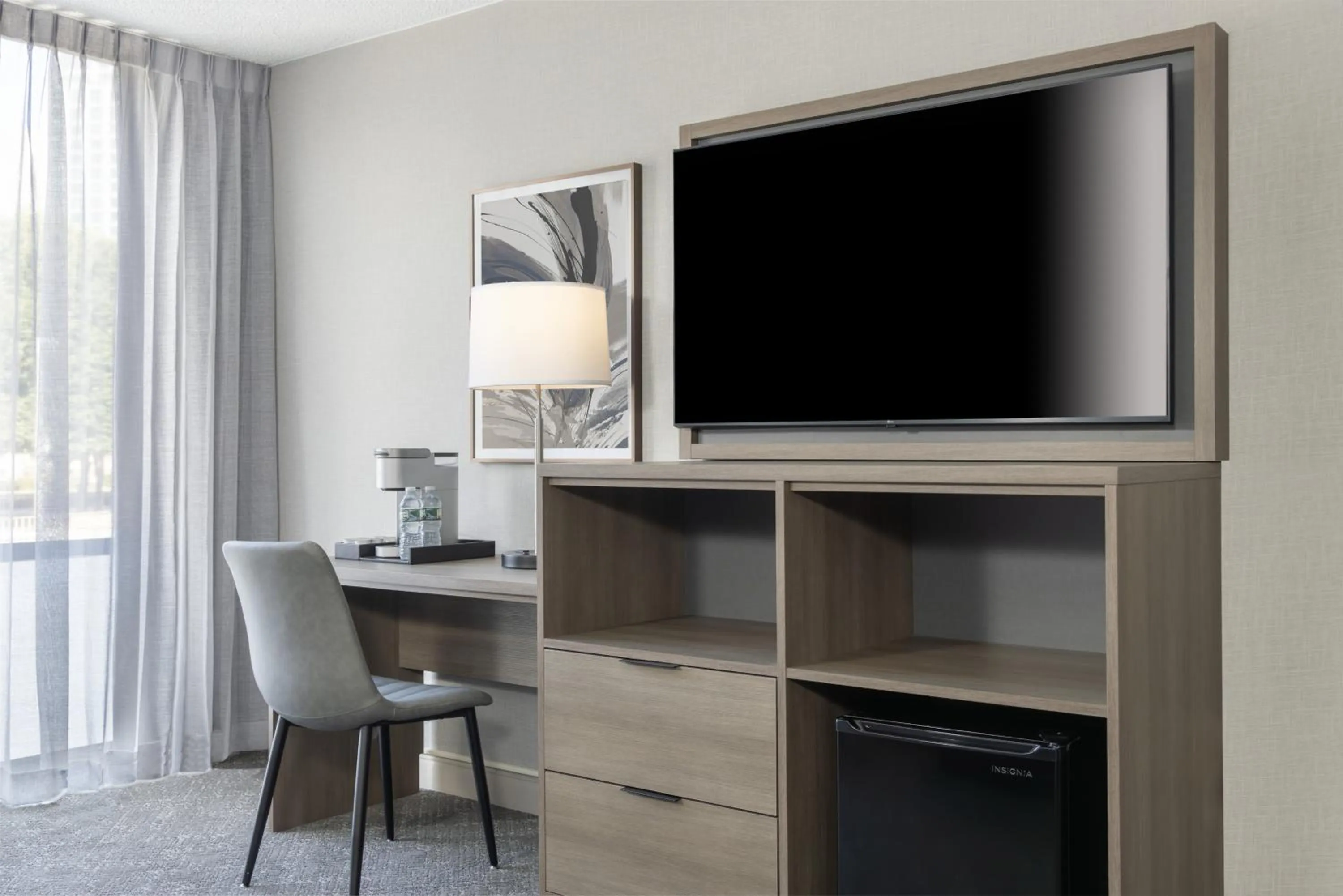 TV and multimedia in Midtown Hotel