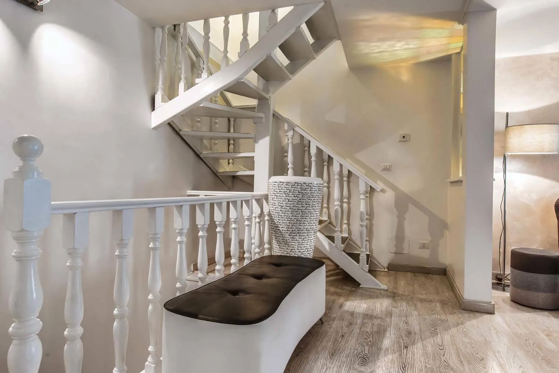 Living room in Black And White Suite