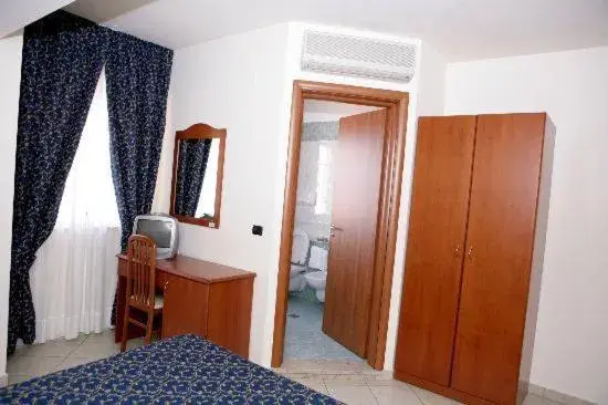 Double or Twin Room in Hotel Castelmonardo Double or Twin Room in Hotel Castelmonardo