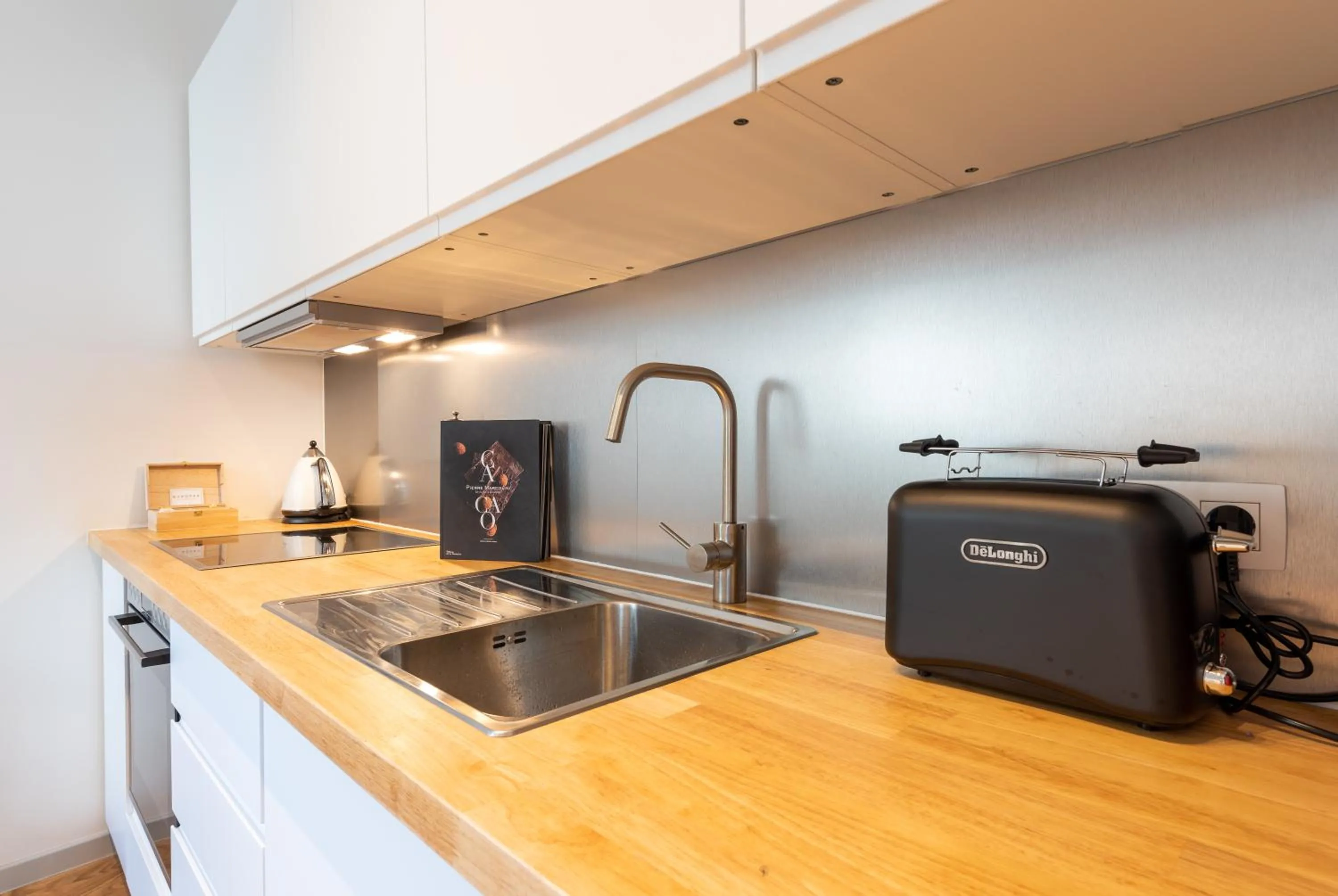 Coffee/tea facilities in Newton Boutique Hotel Residences - Brussels EU Area