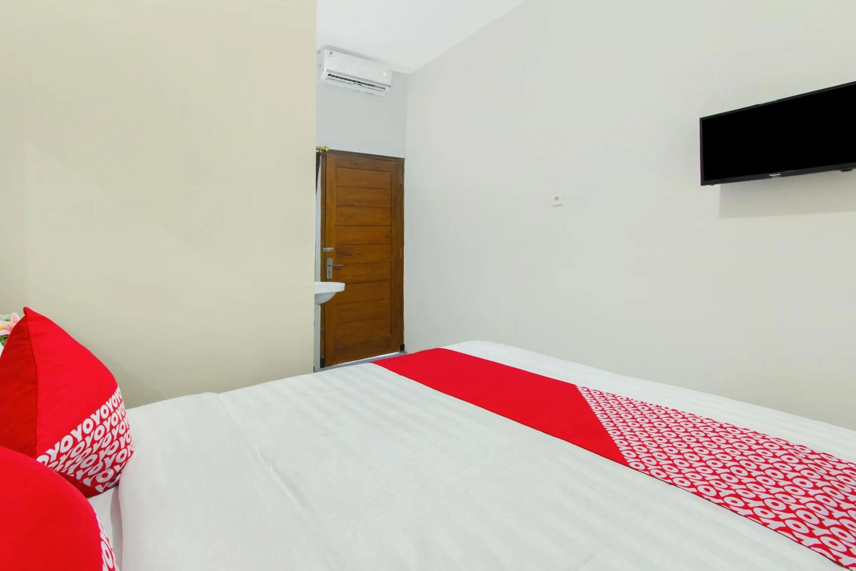 Bedroom, Bed in Hotel O Homestay Wak Gobenk