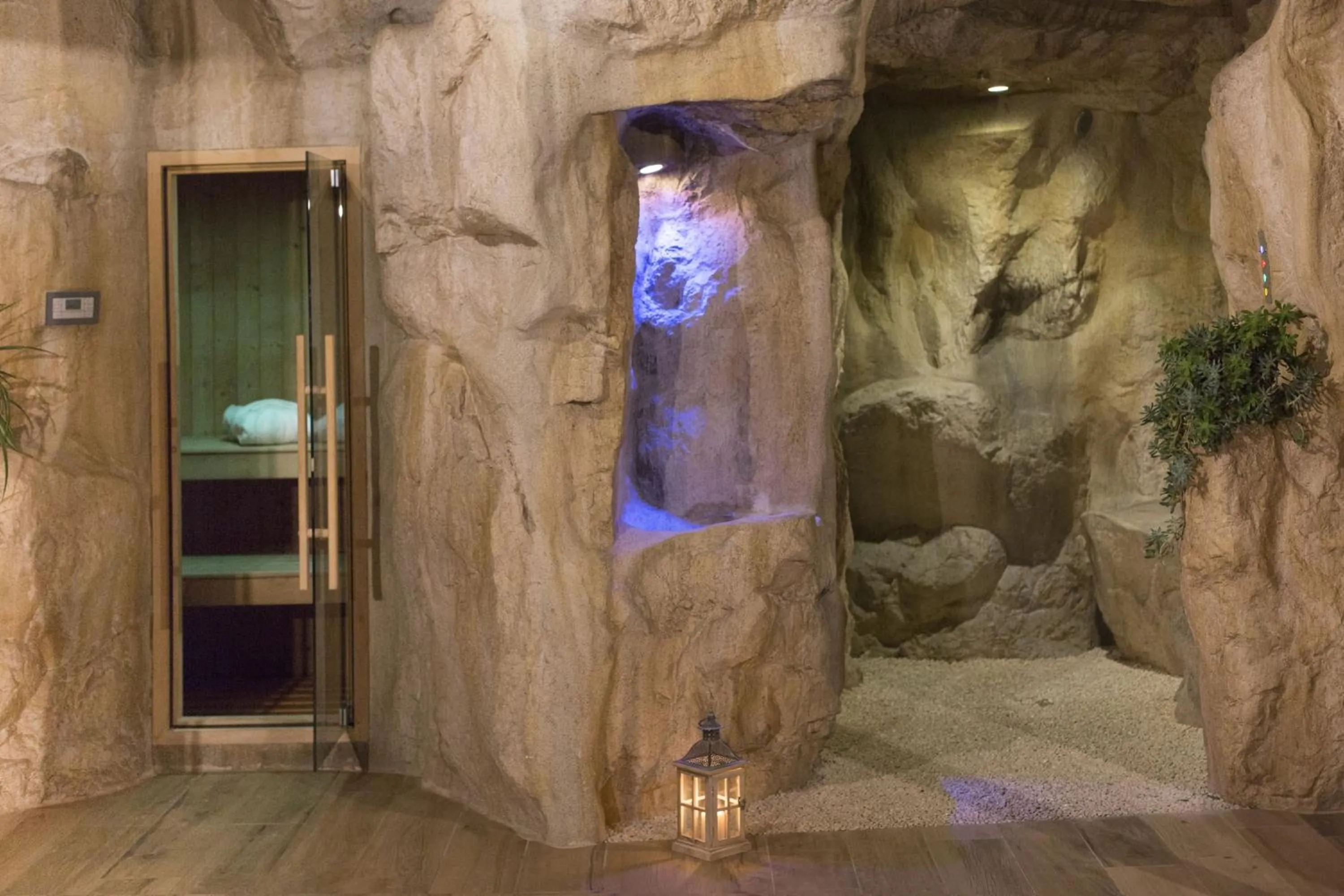 Hot Tub in Resort Umbria Spa