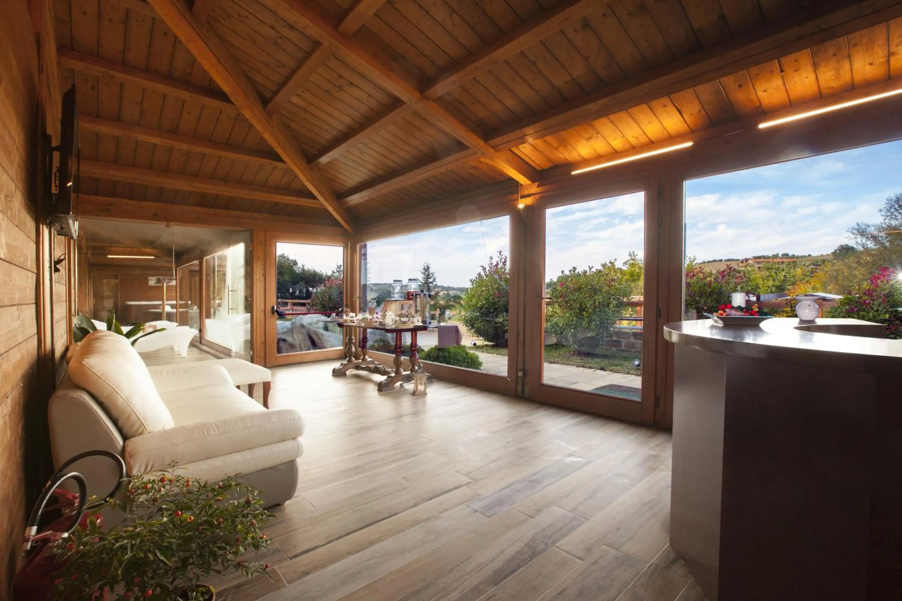 Hot Tub in Resort Umbria Spa