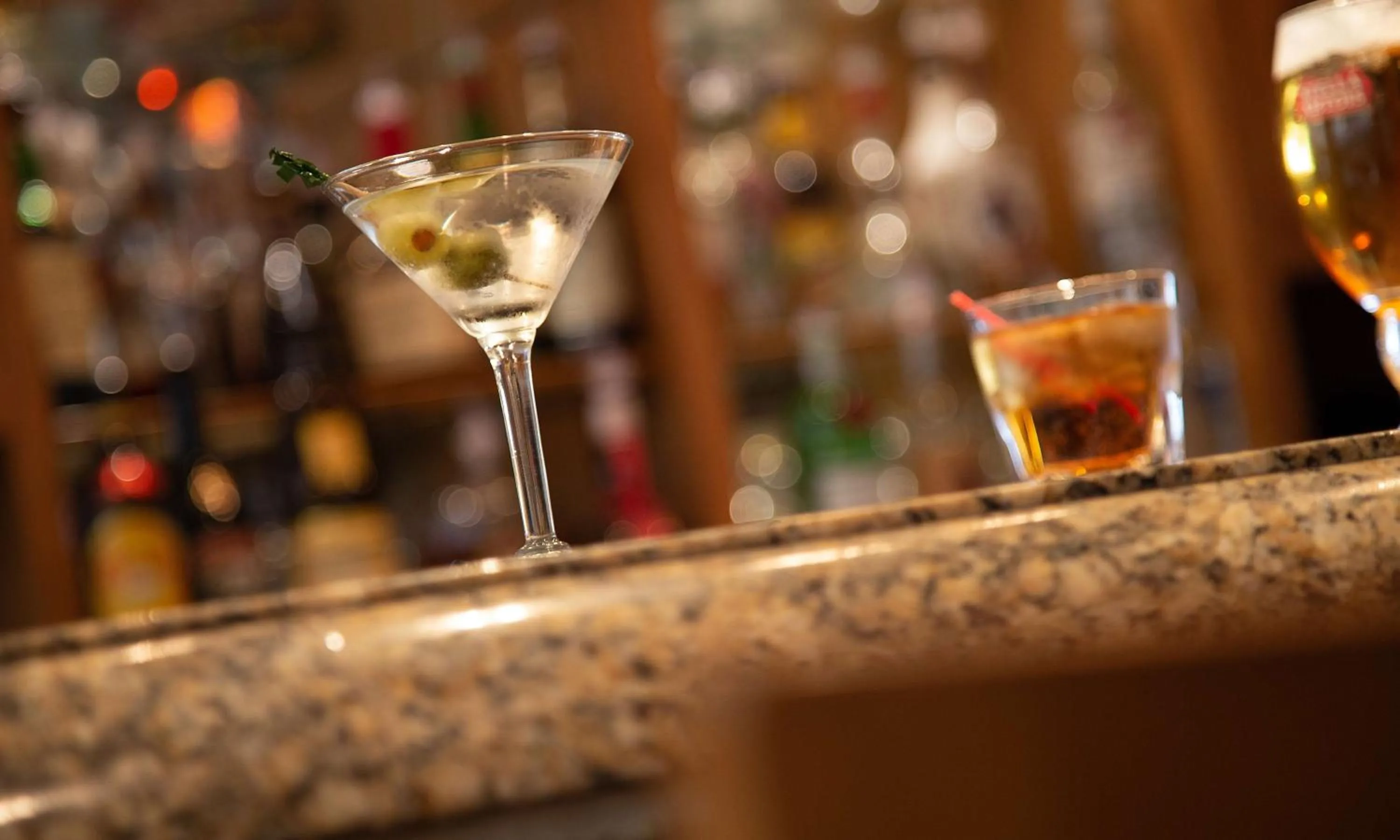 Lounge or bar in Coast Burbank Hotel