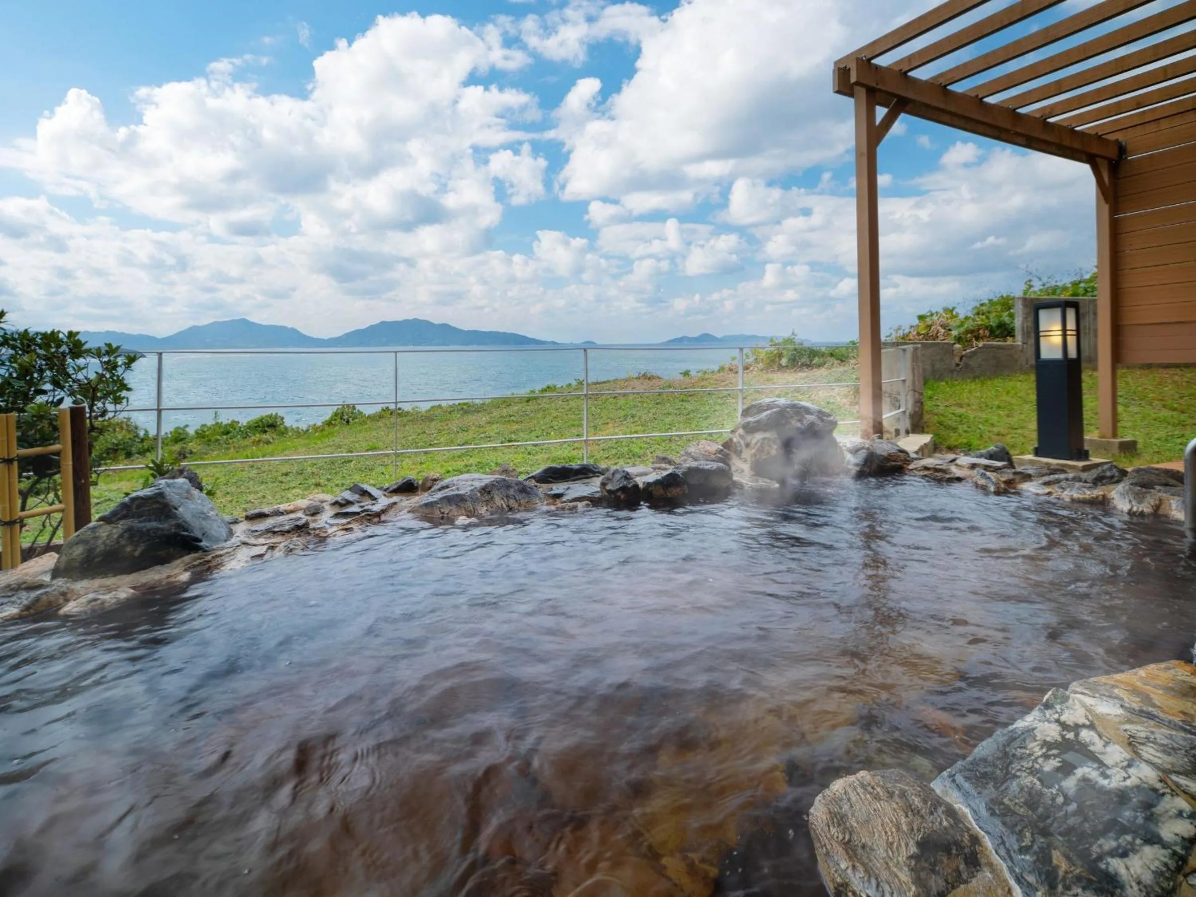 Hot Spring Bath in KAMENOI HOTEL Genkainada