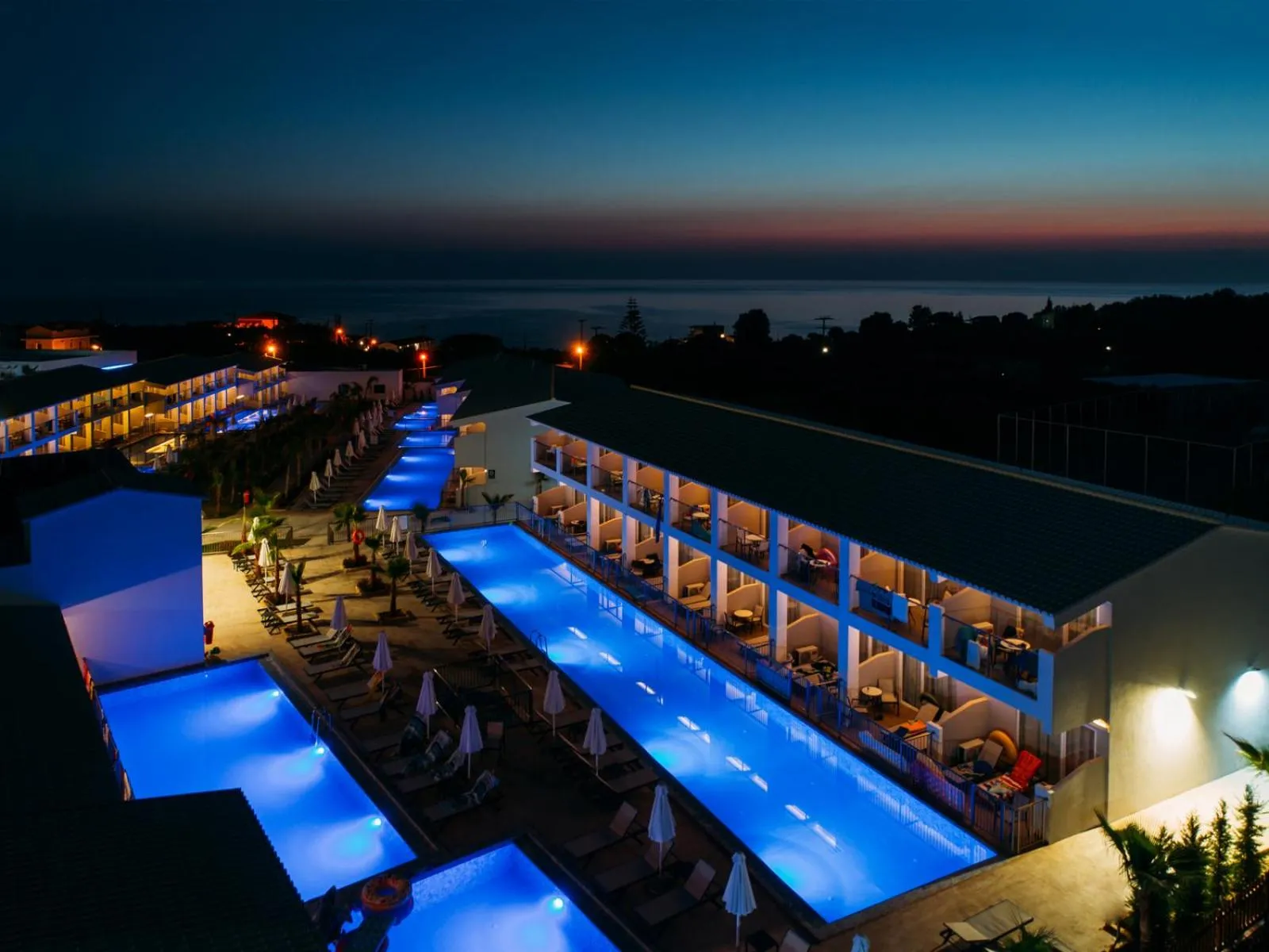 Sunset in Caretta Paradise Resort & WaterPark