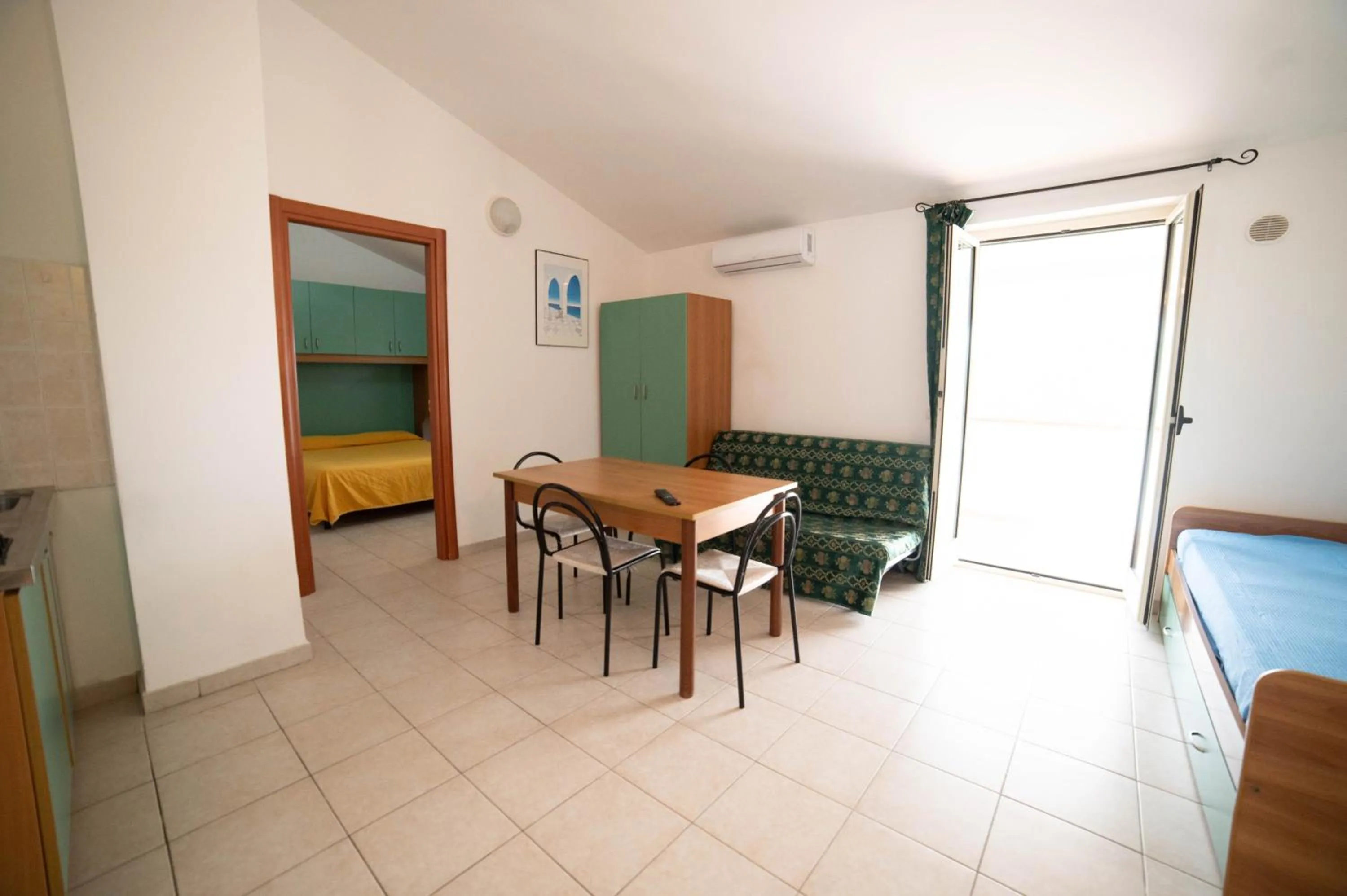 Dining area in Residence Il Falco