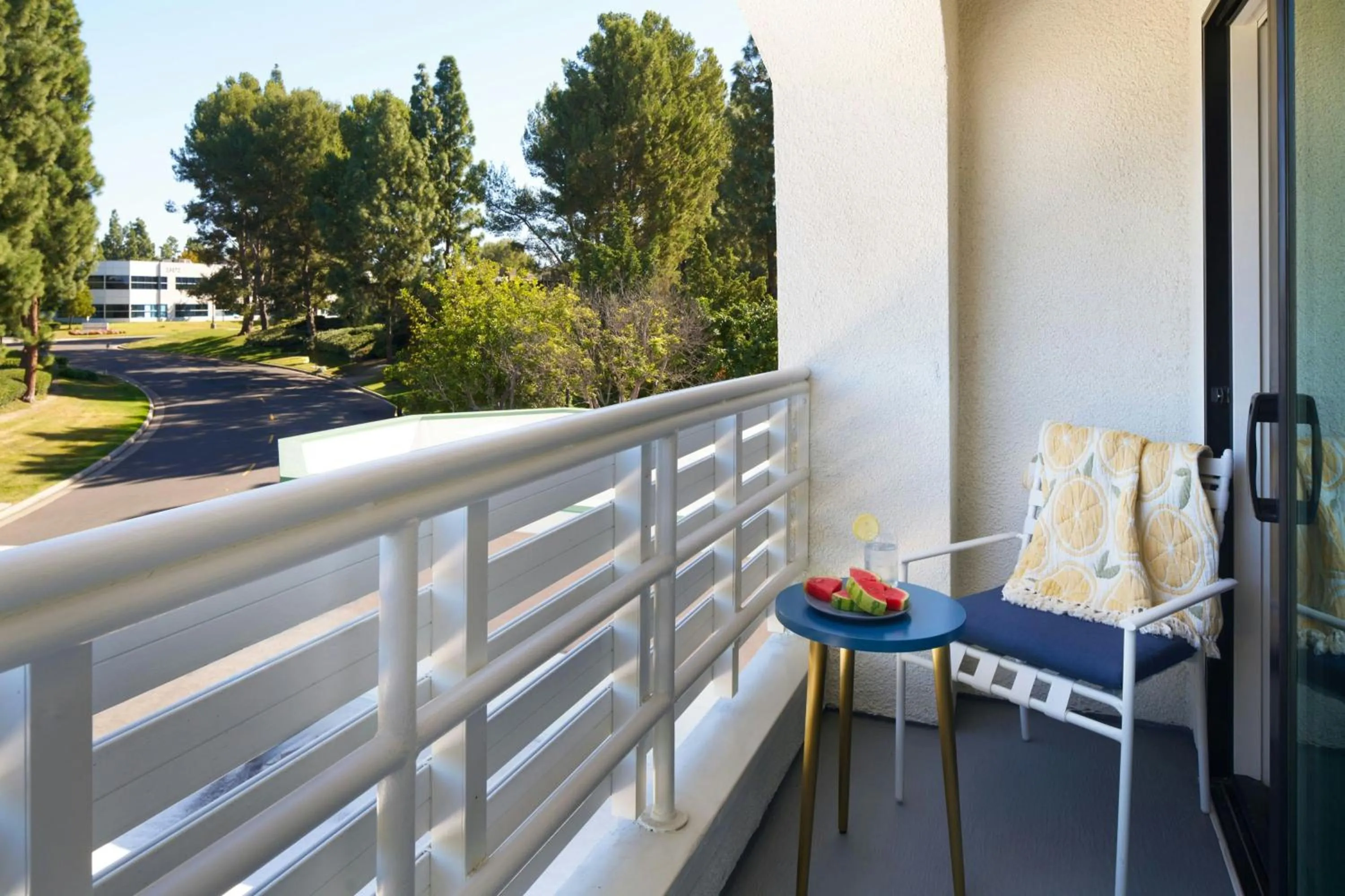 Photo of the whole room in Tiller House, Laguna Hills, a Tribute Portfolio Hotel