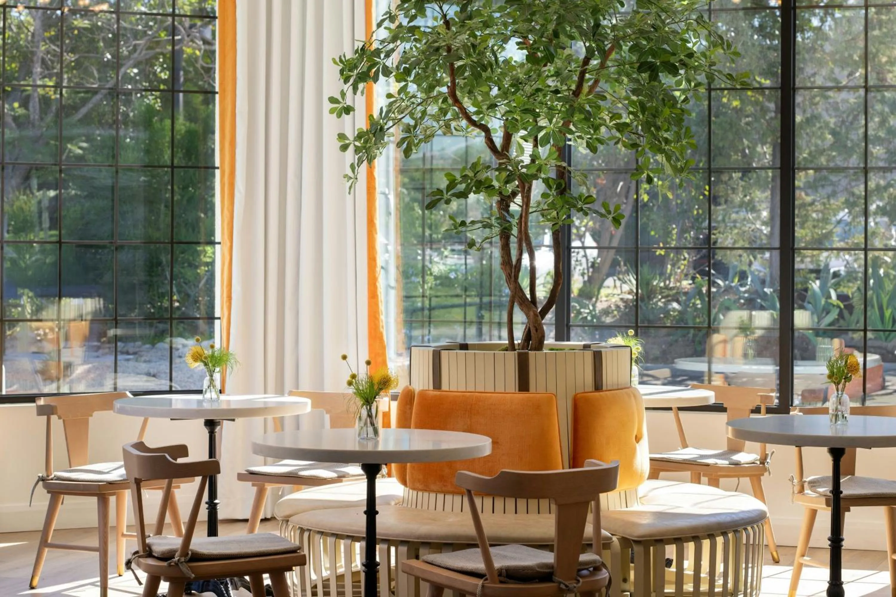 Restaurant/places to eat in Tiller House, Laguna Hills, a Tribute Portfolio Hotel