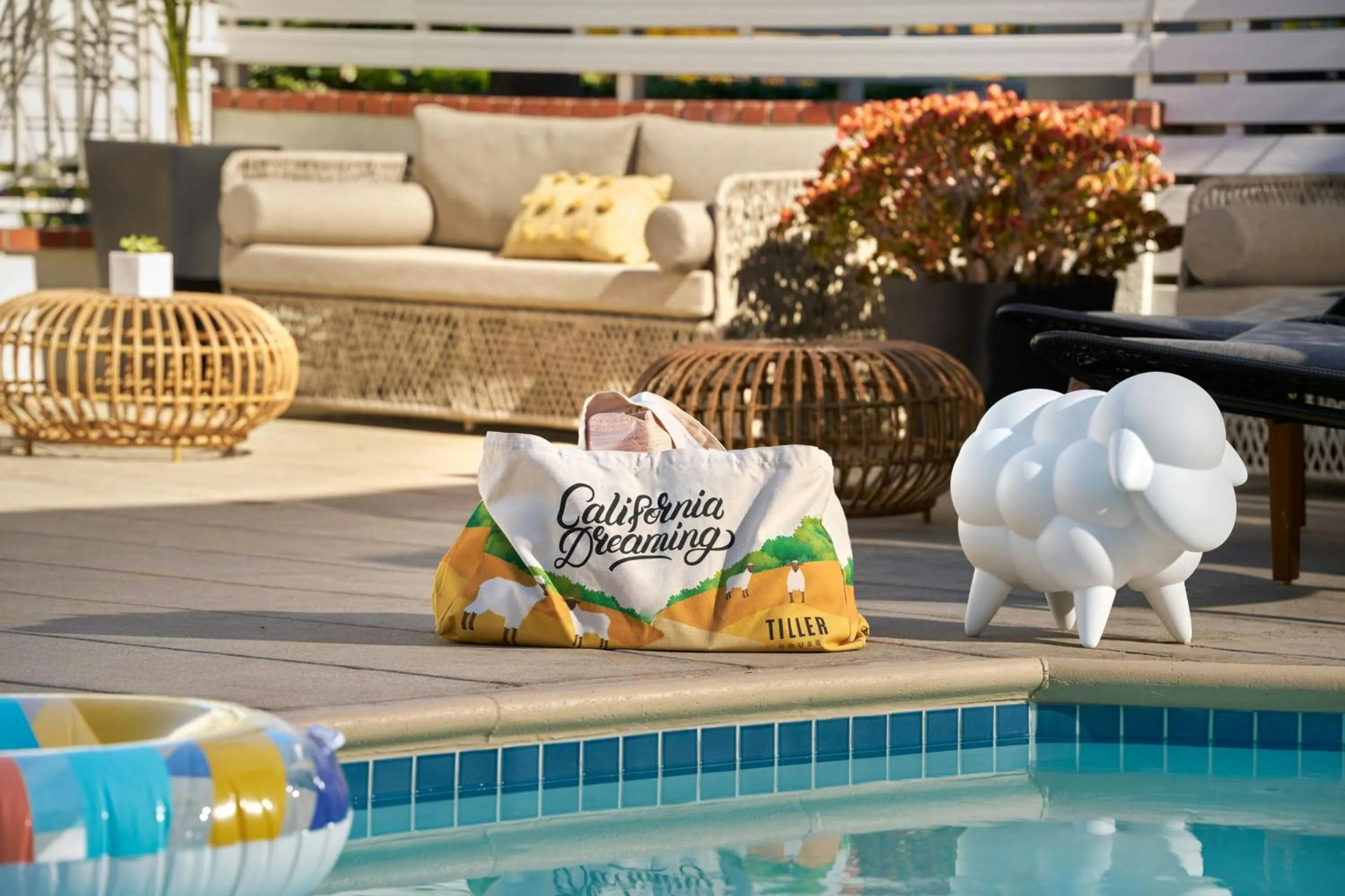 Swimming pool in Tiller House, Laguna Hills, a Tribute Portfolio Hotel