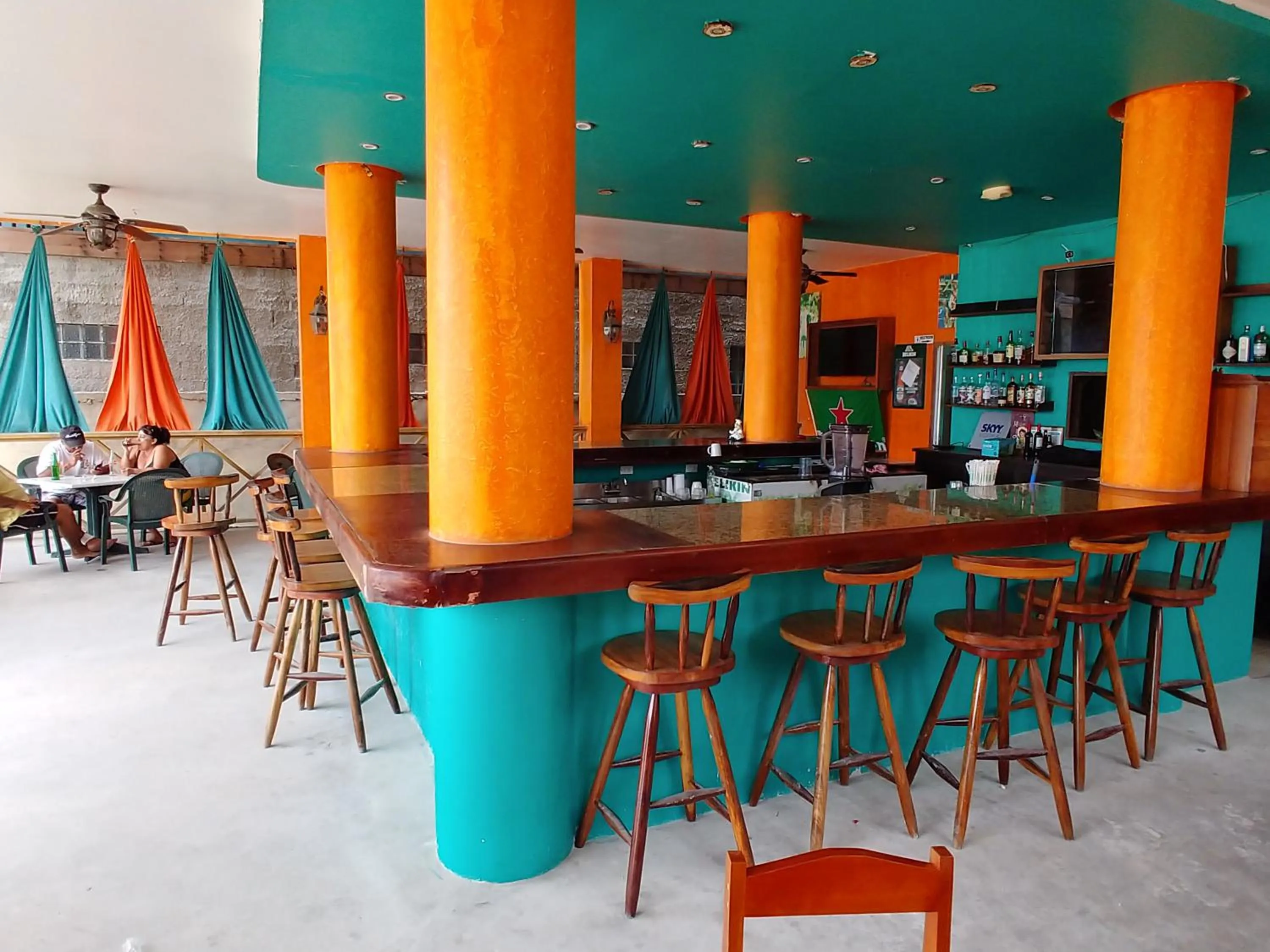 Restaurant/places to eat in Hotel Royal Blue & Golf Cart Rental