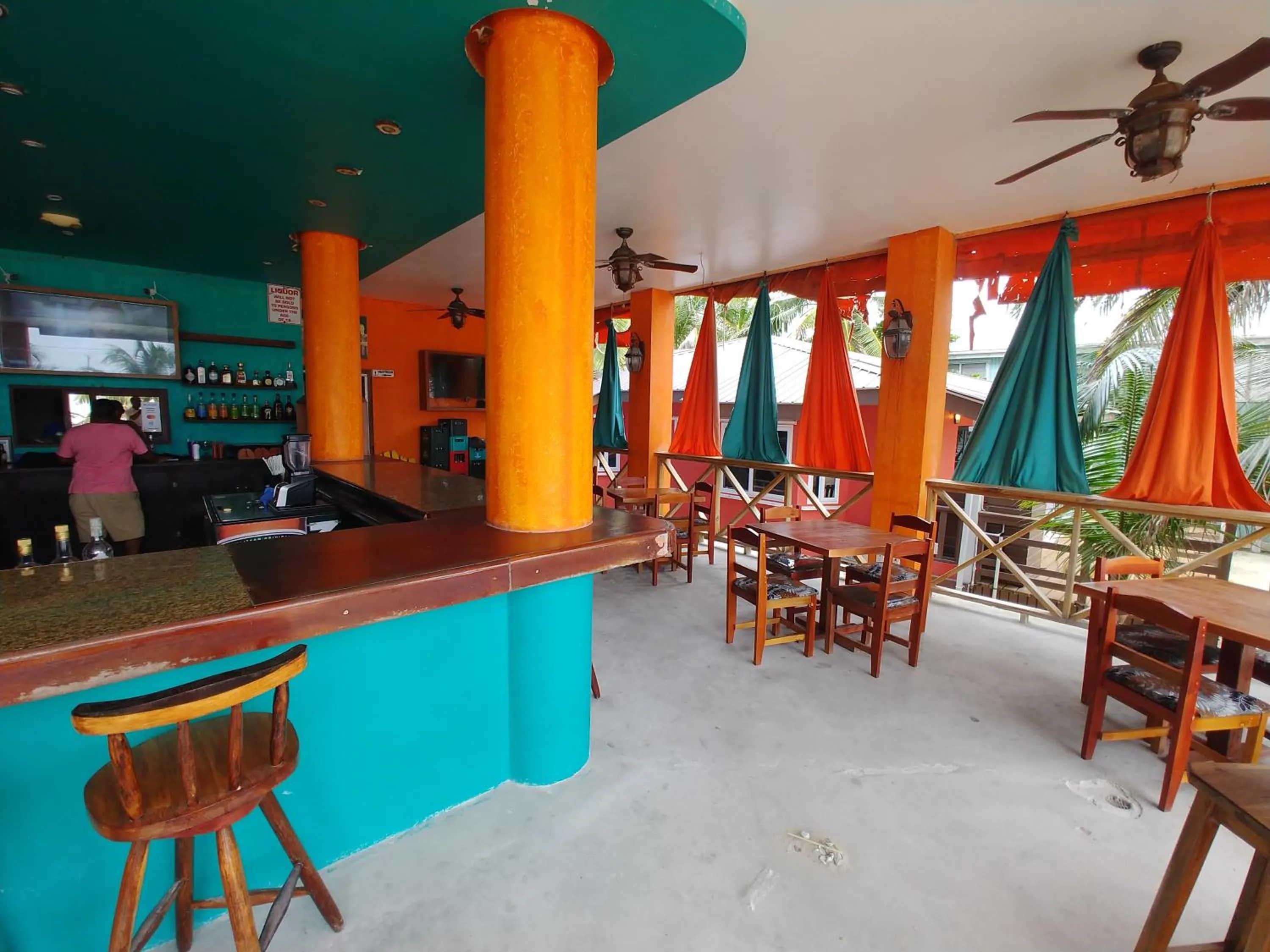 Hotel Royal Blue & Golf Cart Rental