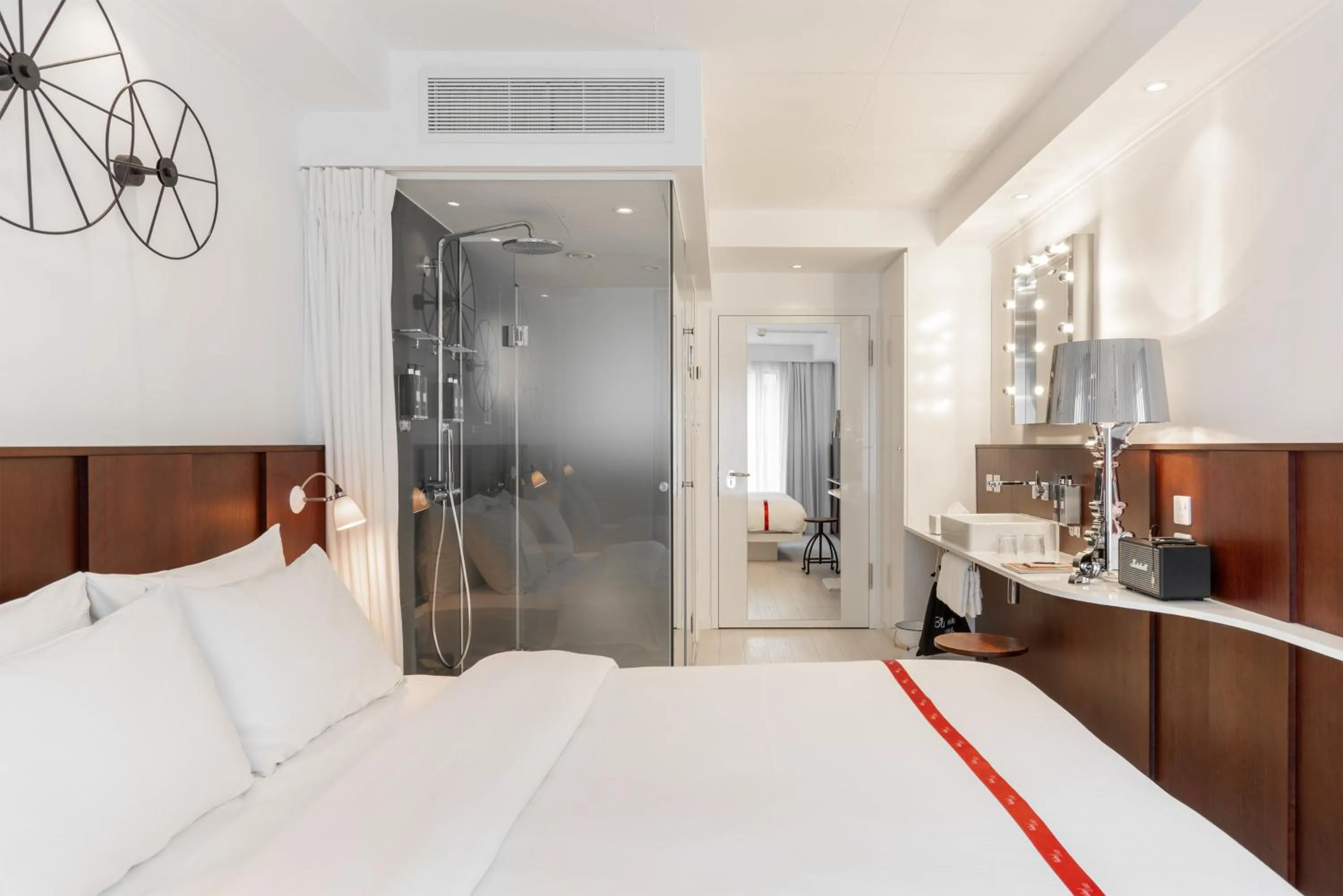 Photo of the whole room, Bed in Ruby Lucy Hotel London by IHG