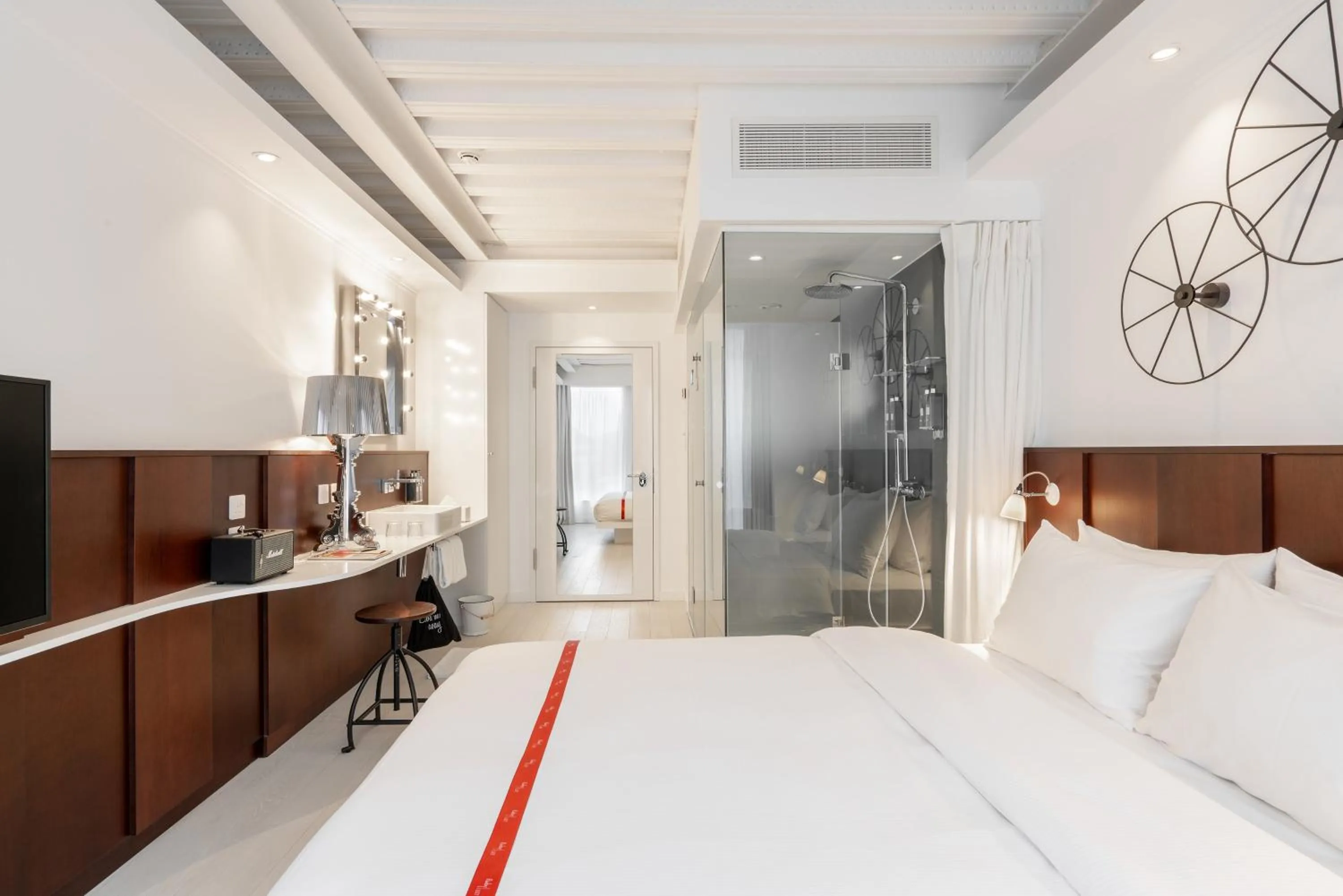 Photo of the whole room, Bed in Ruby Lucy Hotel London