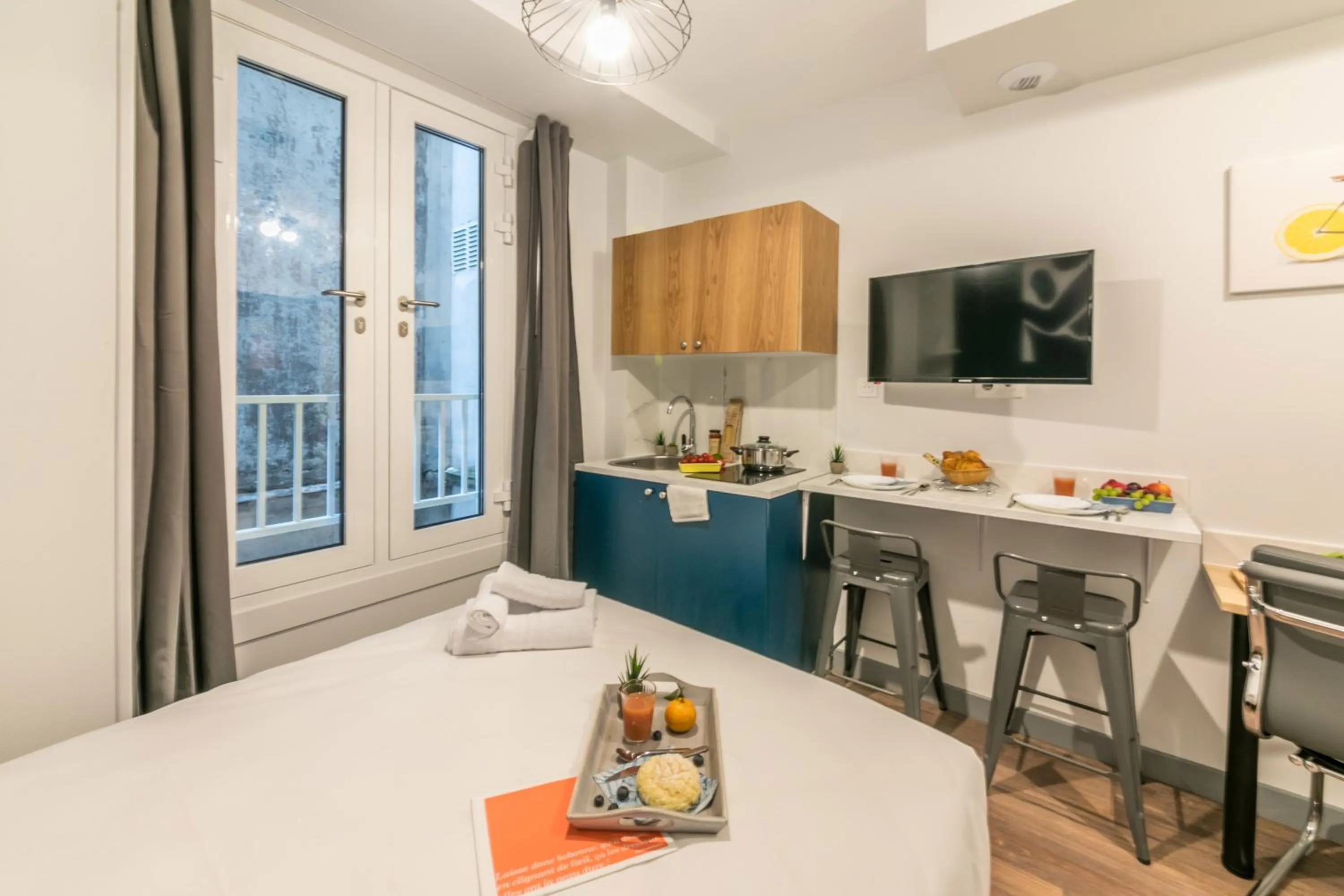 Dining area in WS Louvre - Richelieu