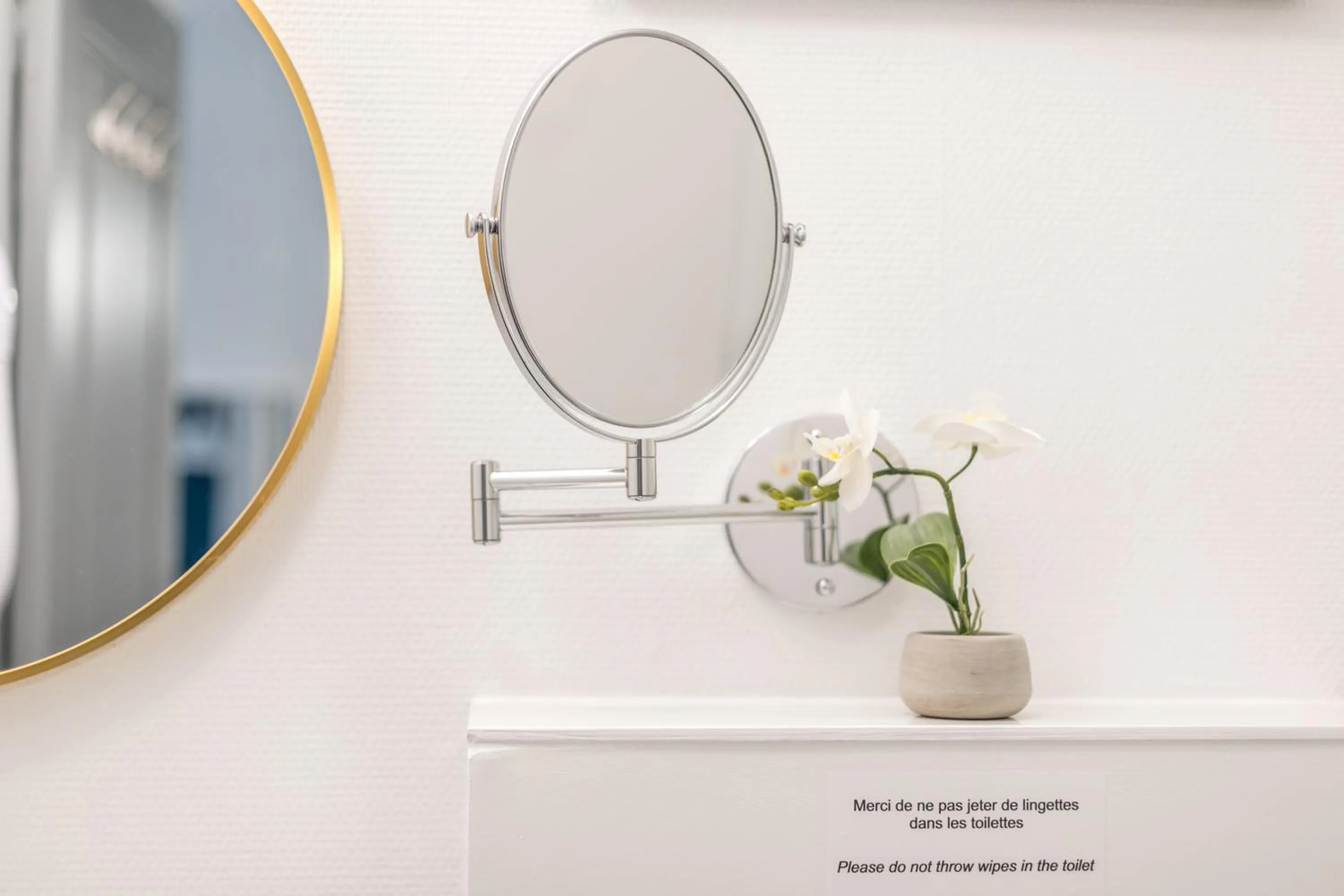 Bathroom in WS Louvre - Richelieu