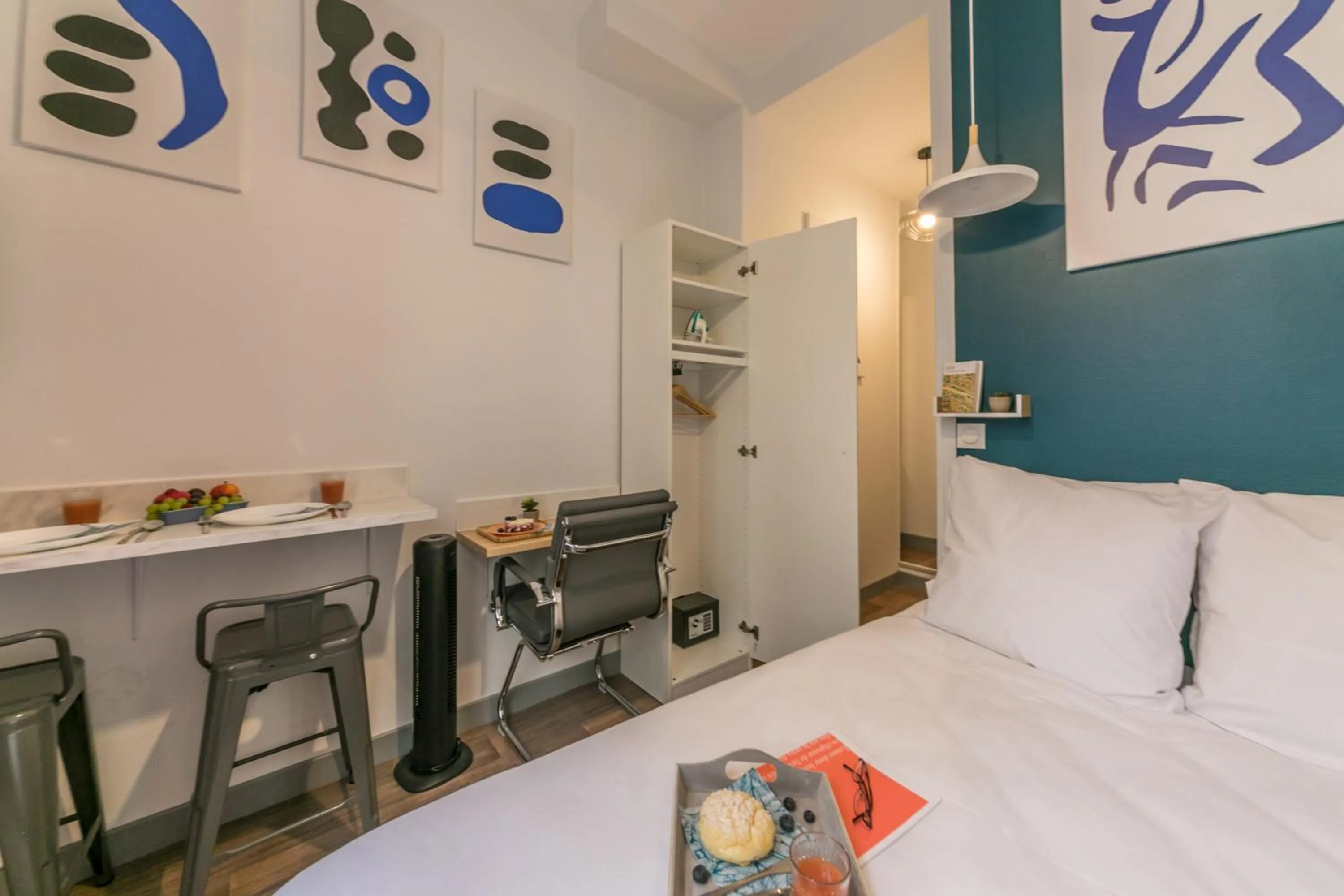 Bed in WS Louvre - Richelieu