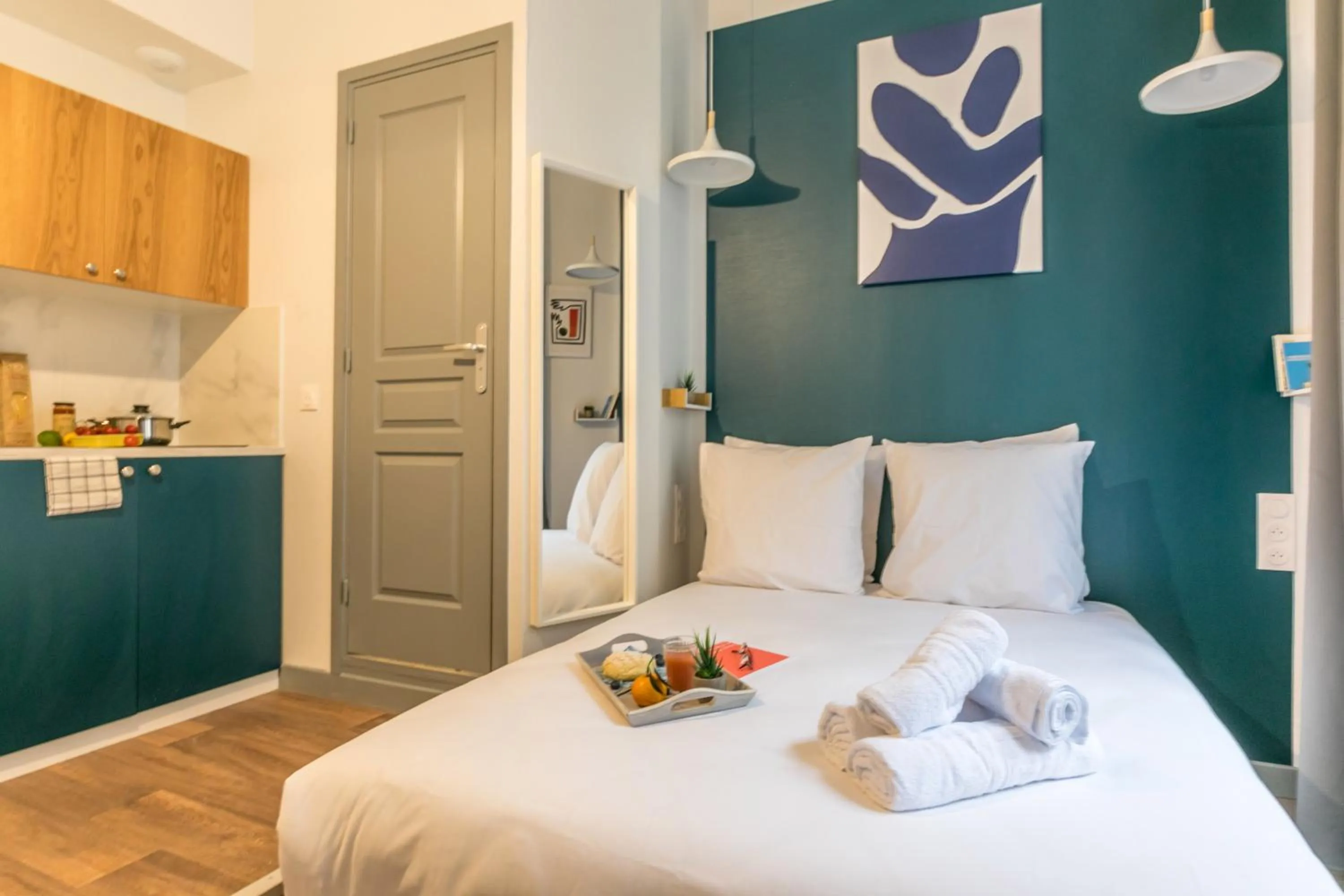 Bedroom, Bed in WS Louvre - Richelieu