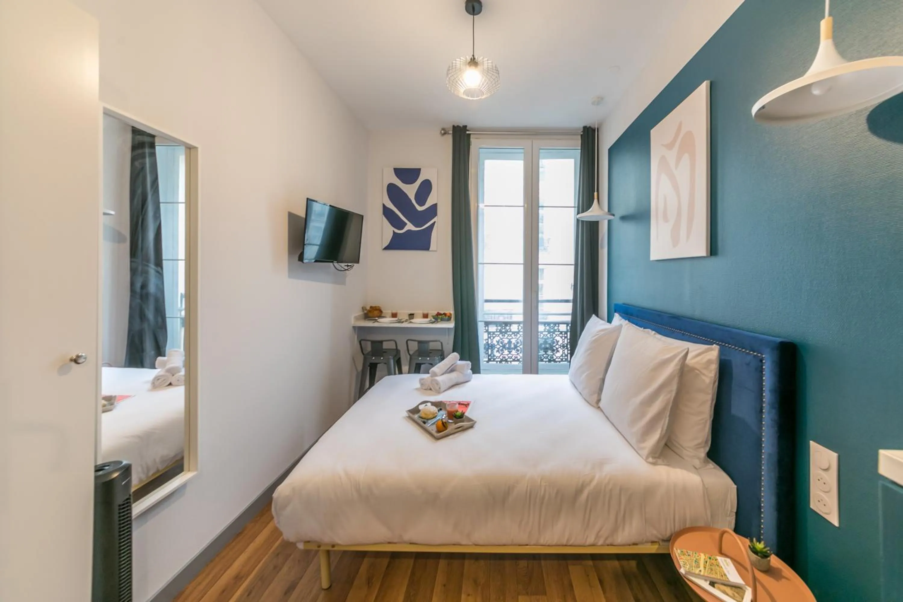 Bed in WS Louvre - Richelieu