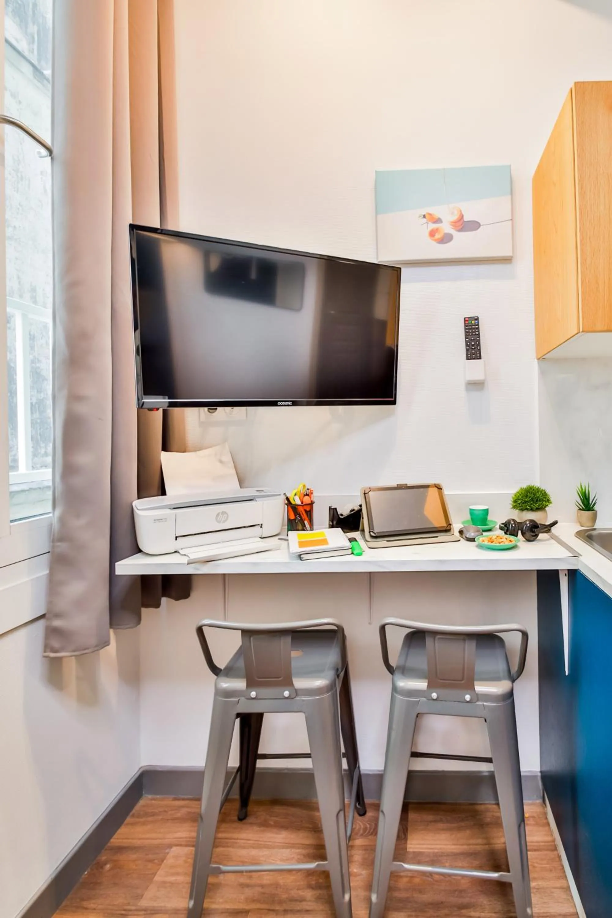 Seating area in WS Louvre - Richelieu