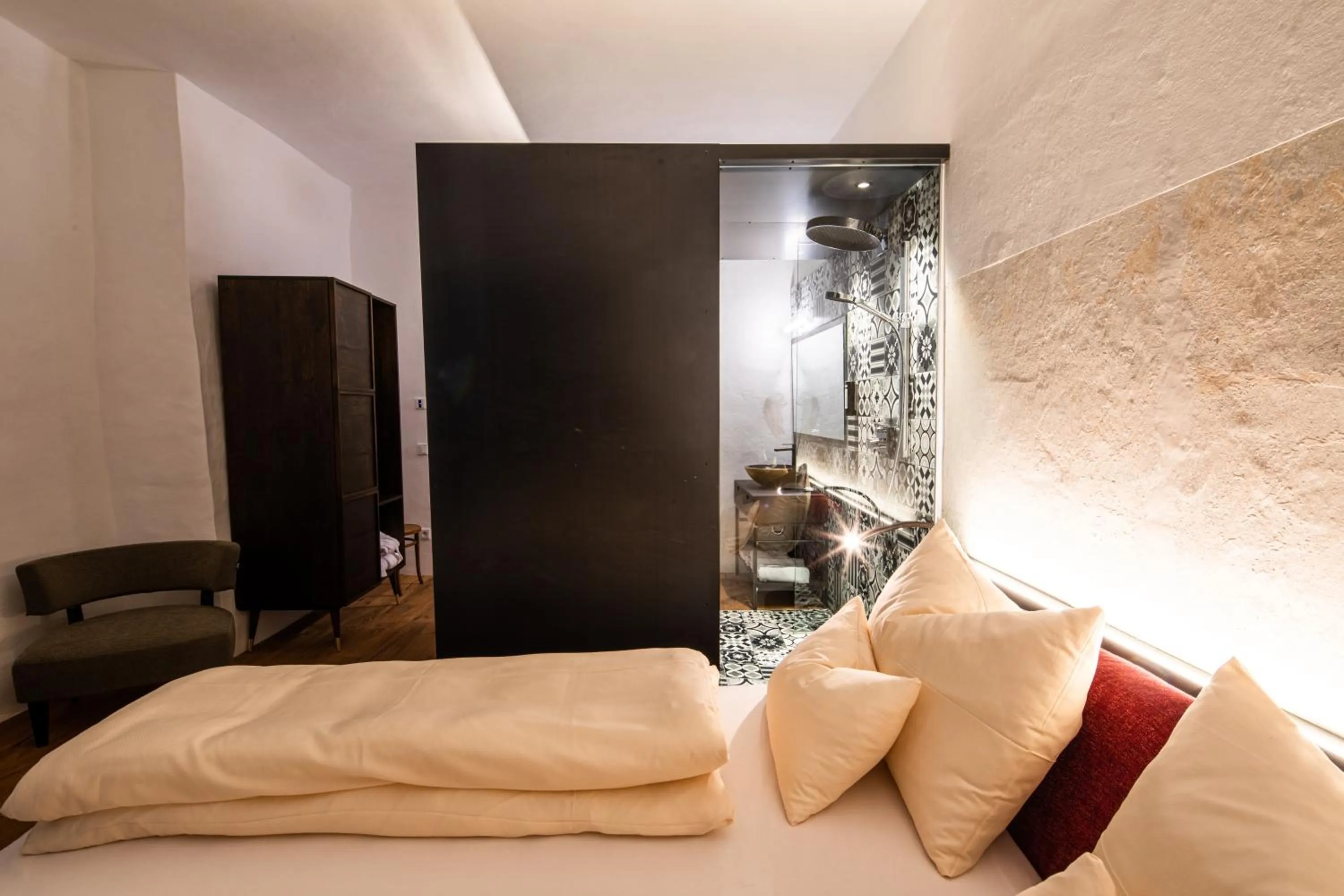 Bed in Flurin Suites