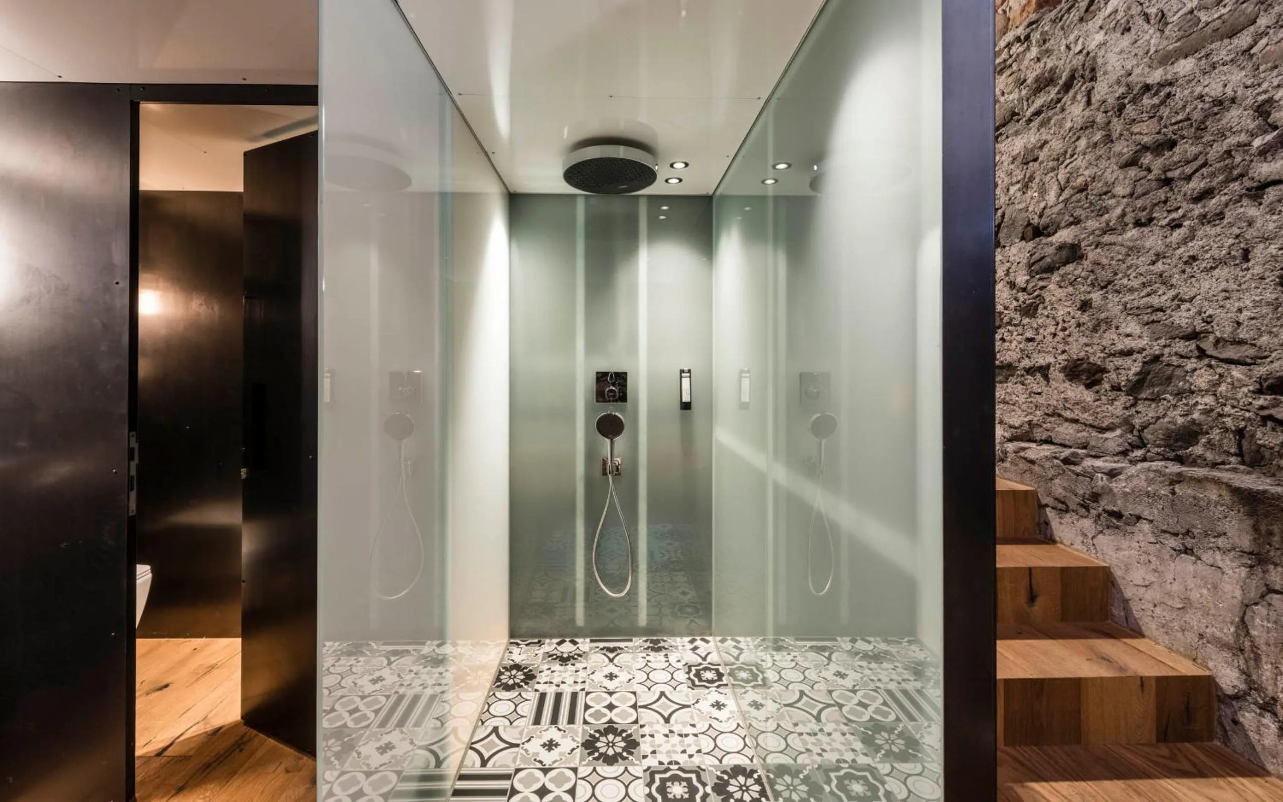 Shower in Flurin Suites