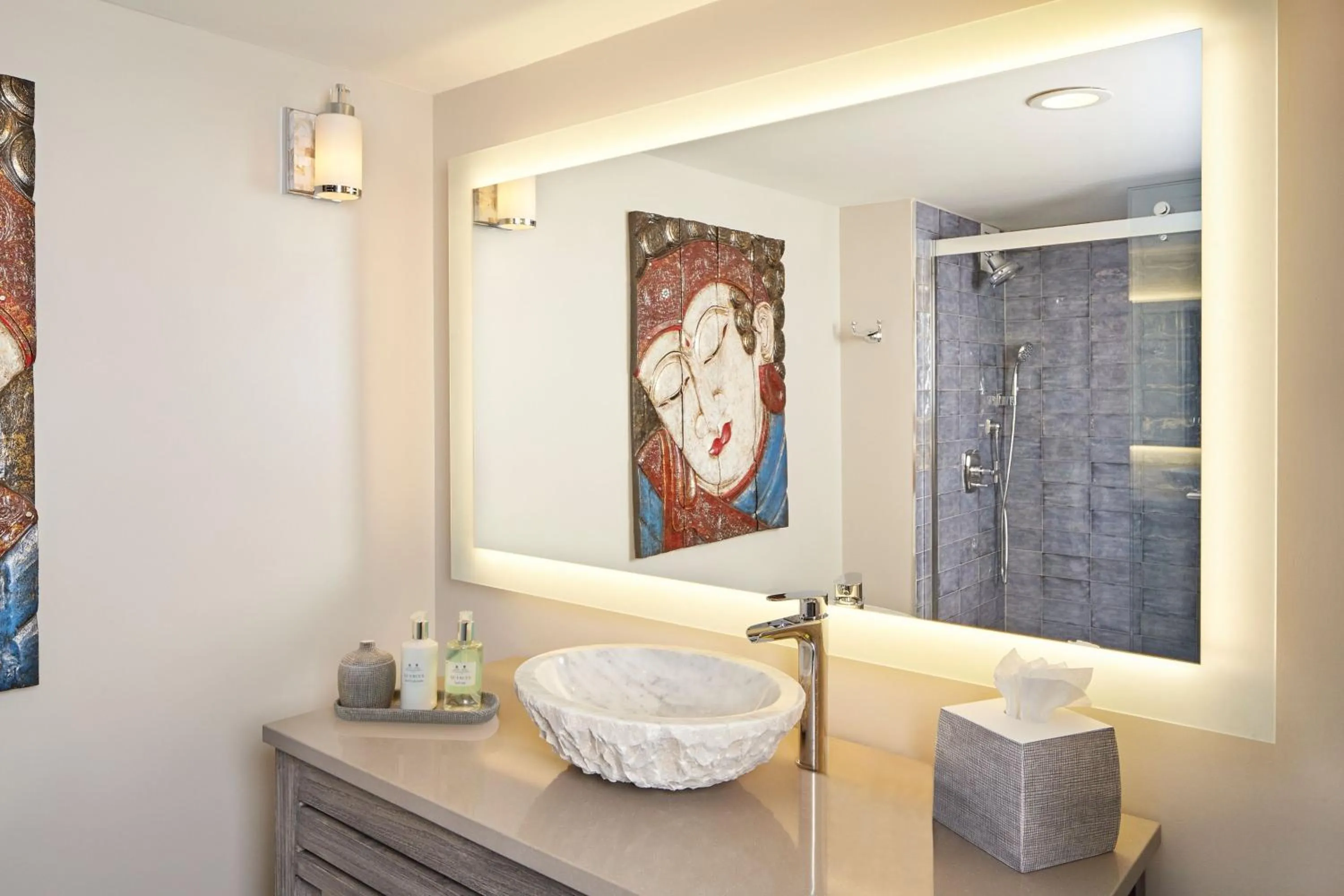 Bathroom in The Burgess Hotel, Atlanta, a Tribute Portfolio Hotel