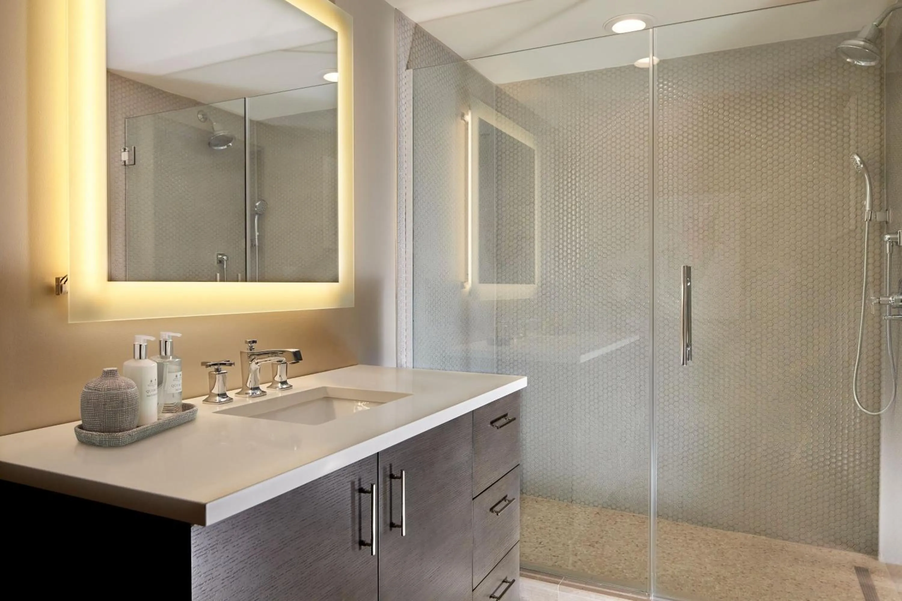 Photo of the whole room in The Burgess Hotel, Atlanta, a Tribute Portfolio Hotel