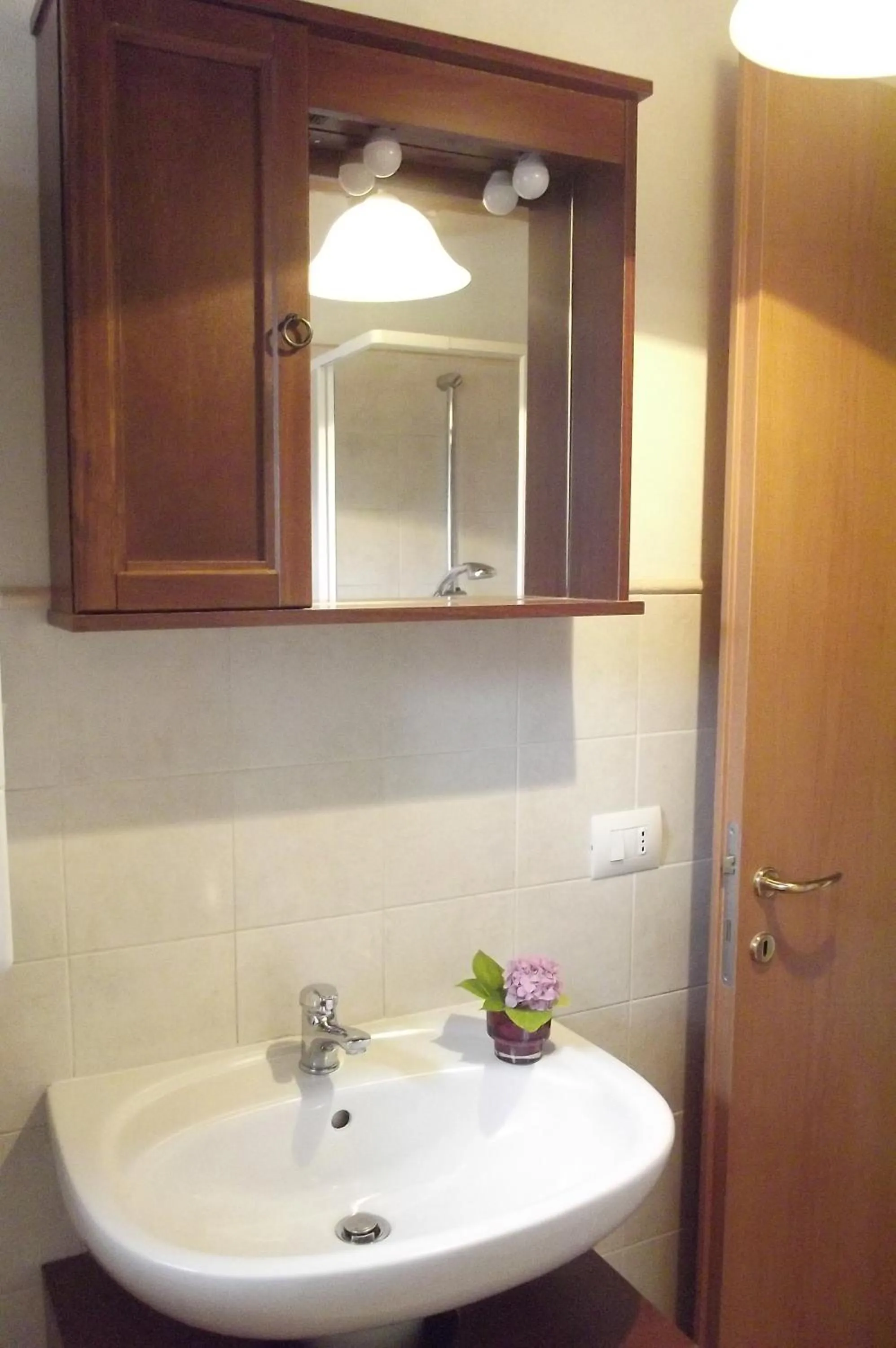 Shower in Luce Stellata