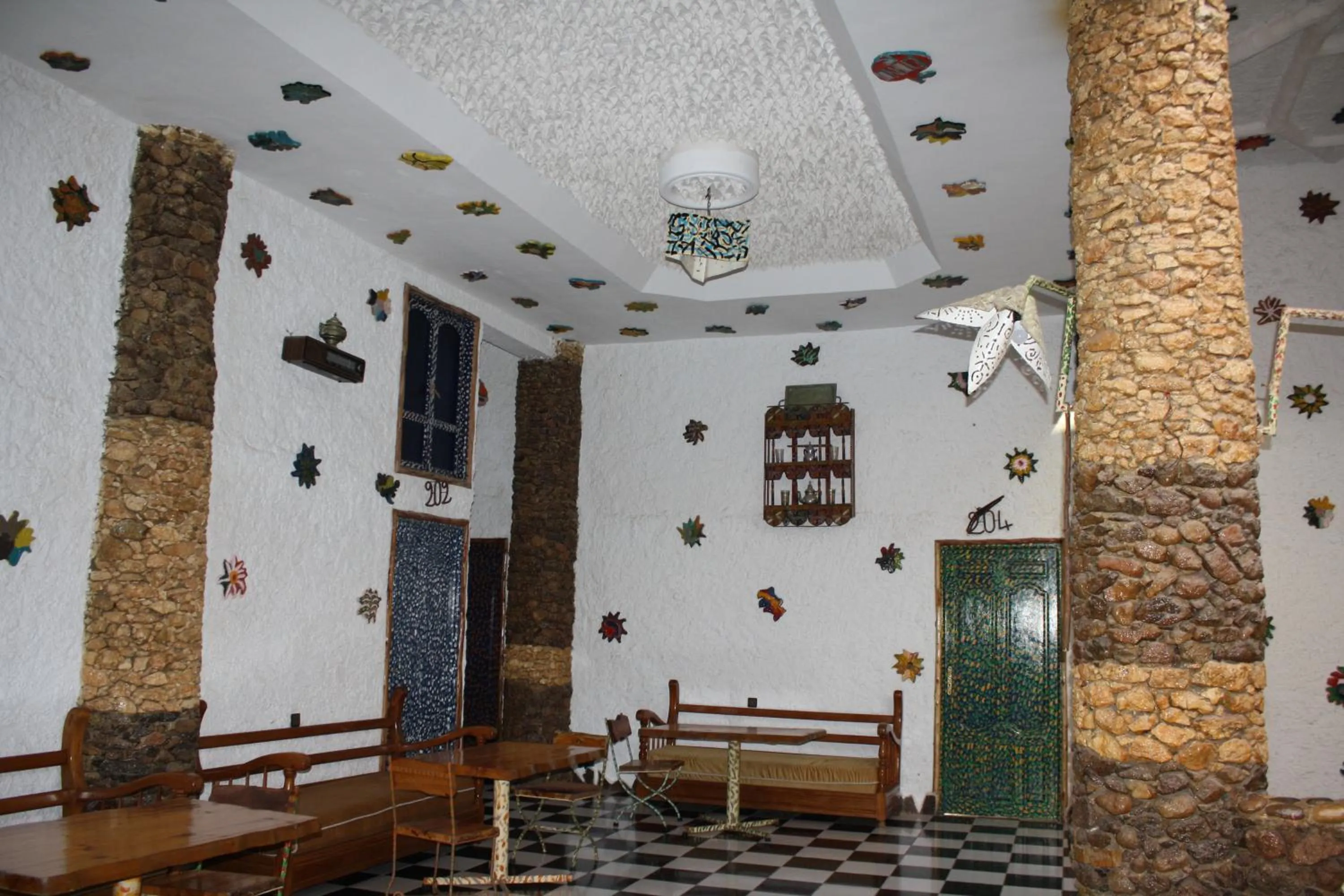 Inner courtyard view in Hotel Leonor