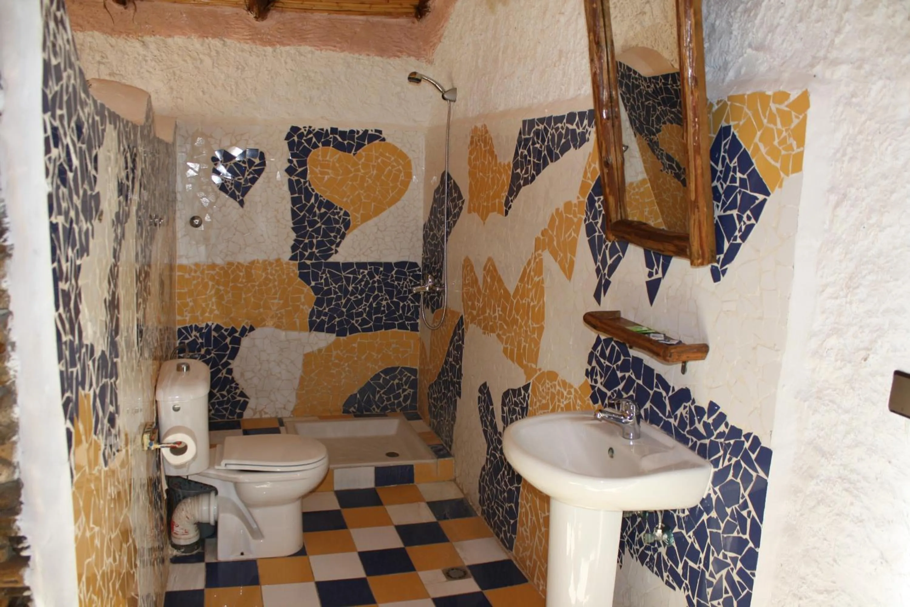 Bathroom in Hotel Leonor