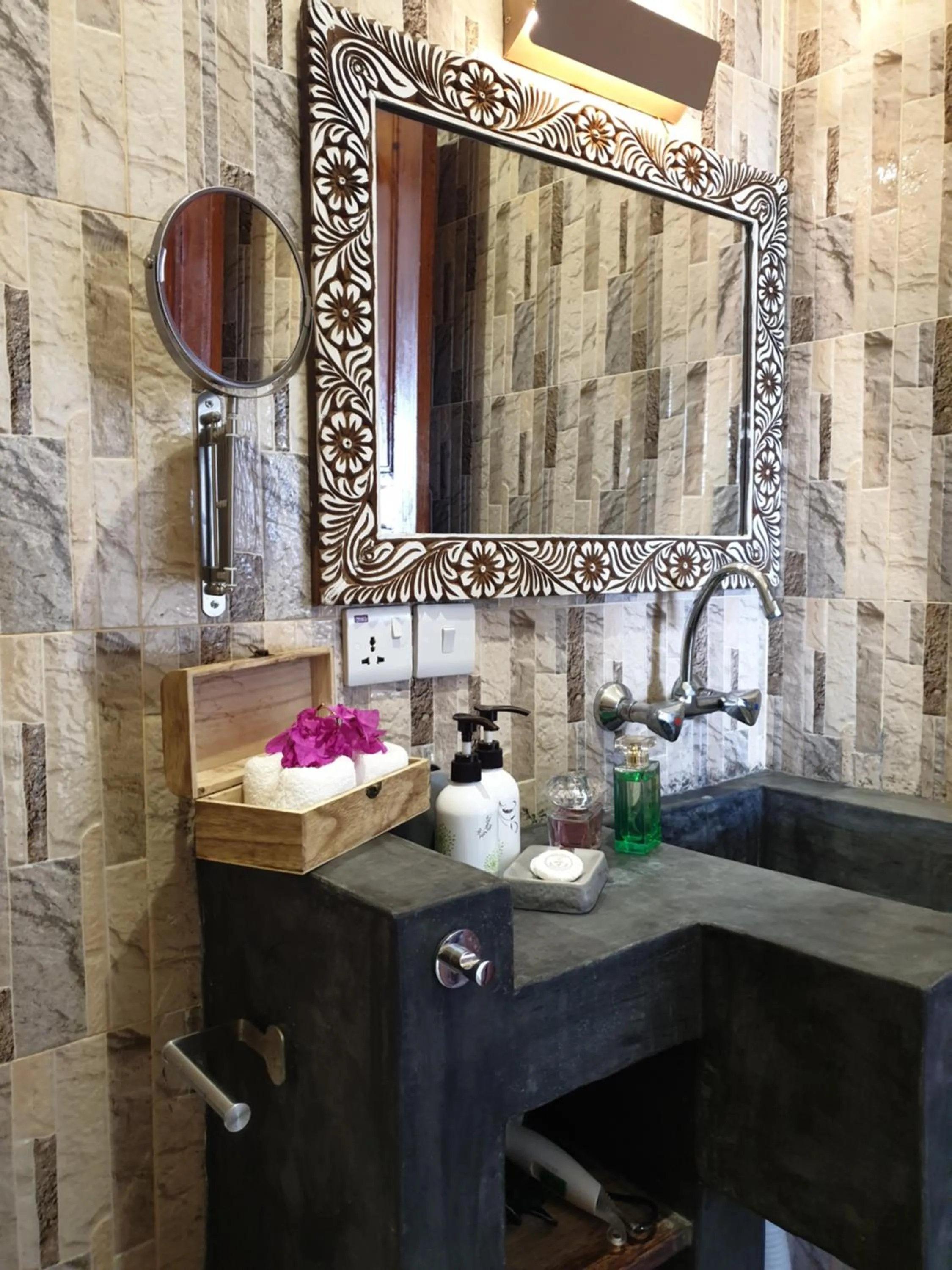 Bathroom in Gadea Boutique Hotel& Gadea Garden Italian Restaurant