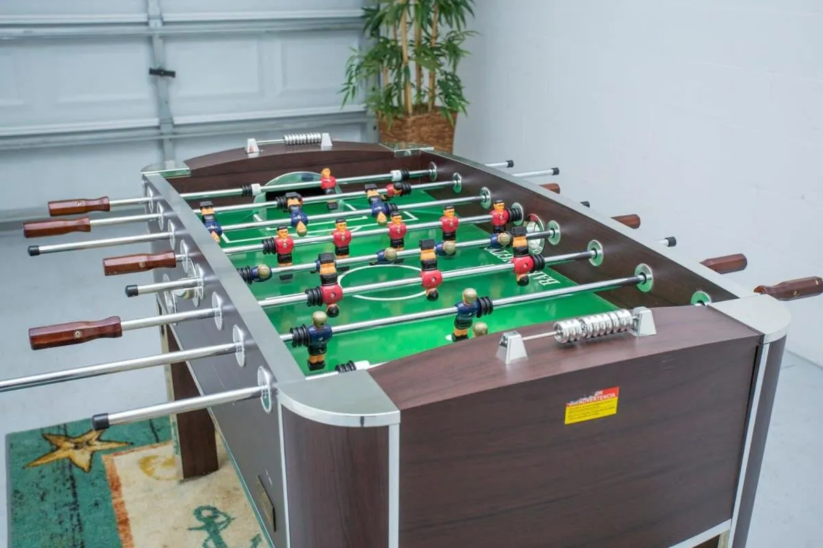 Gorgeous 5 Bd Single Family with Pool 5528