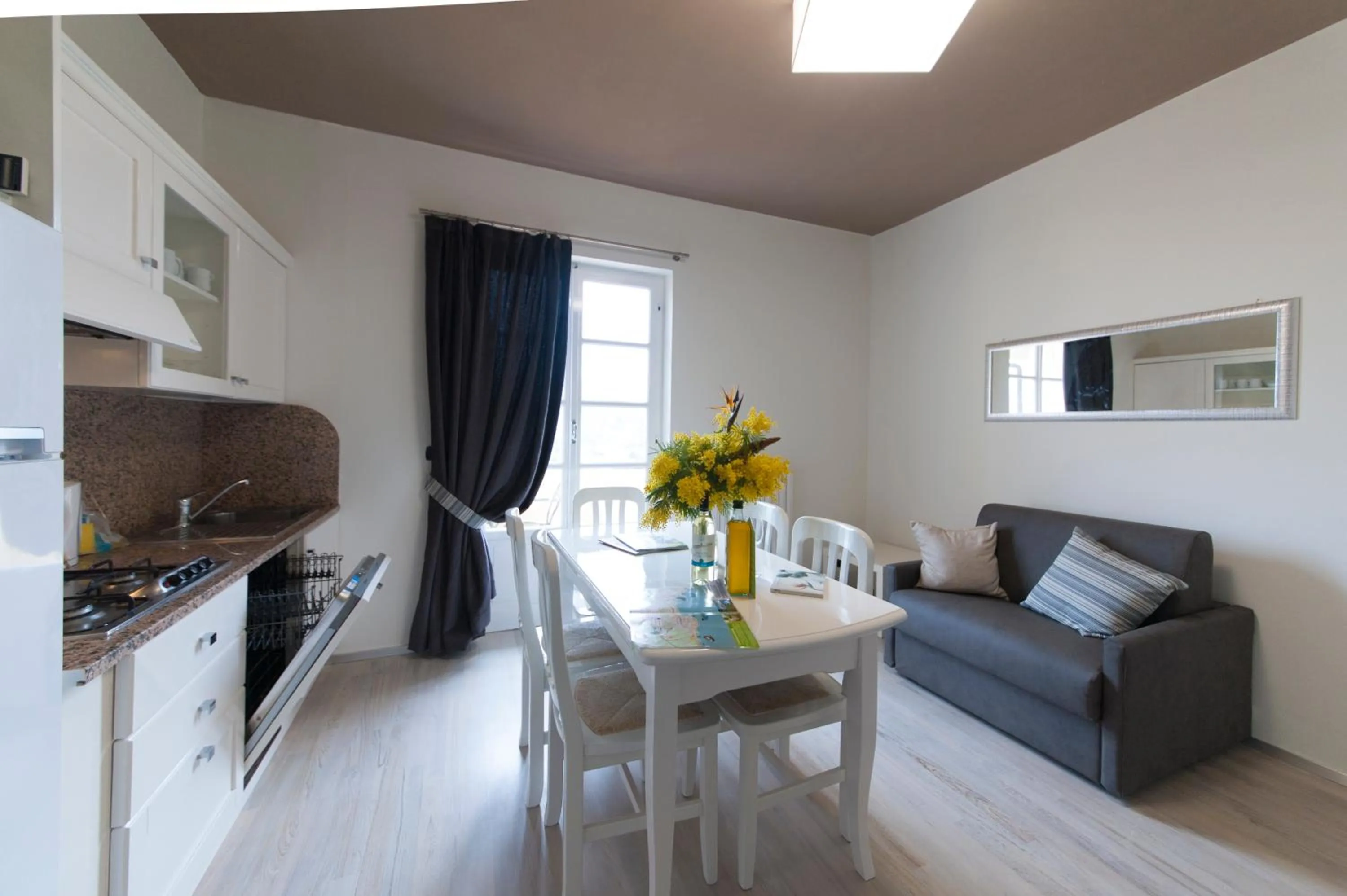 Kitchen or kitchenette in Villa Giada Resort