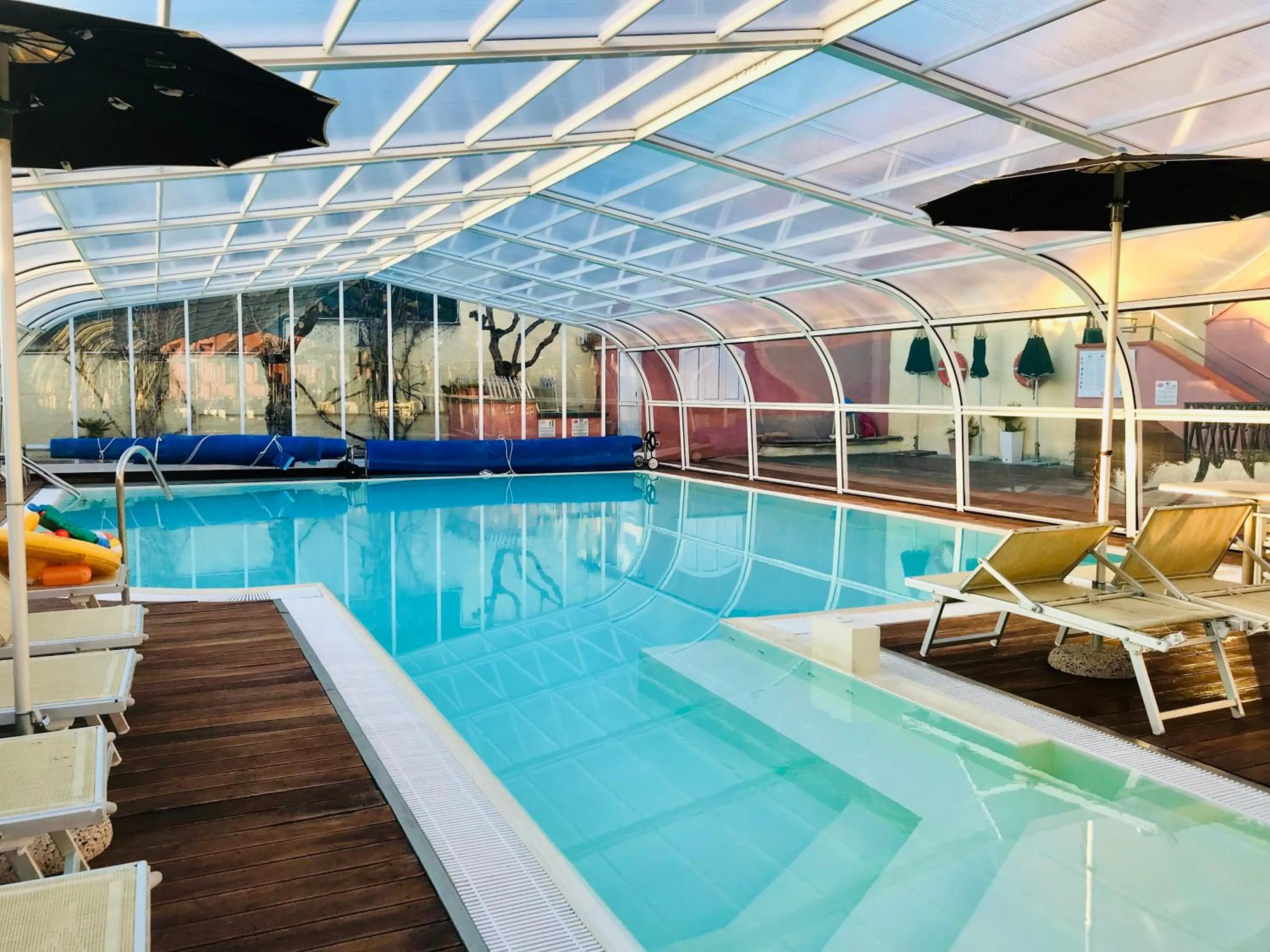 Swimming pool in Villa Giada Resort